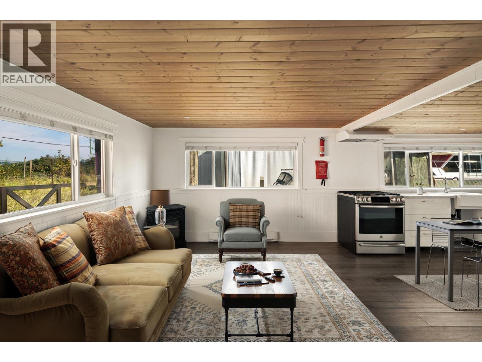 5 23080 Dyke Road Property Photo 10