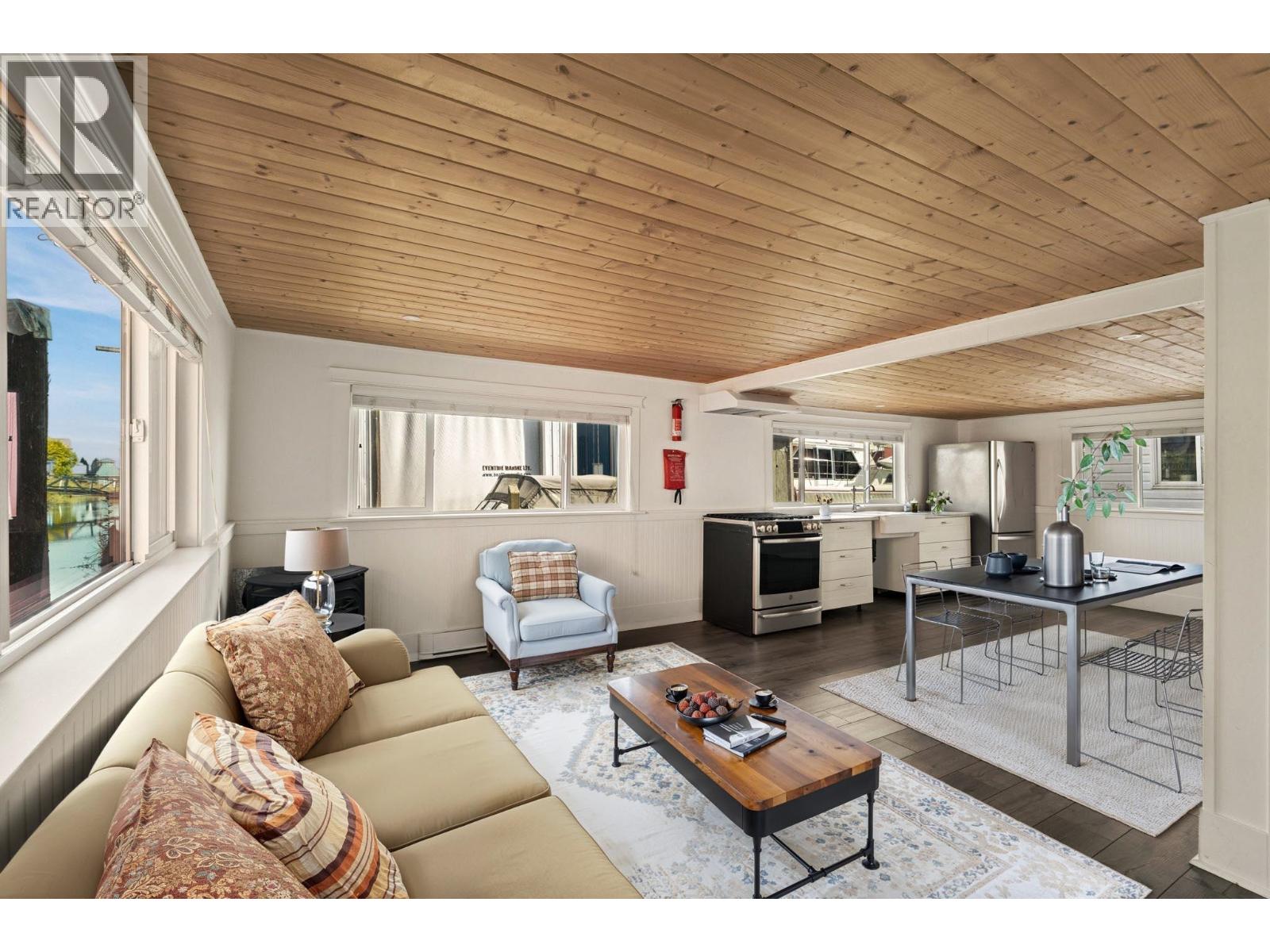 5 23080 Dyke Road Property Photo 11
