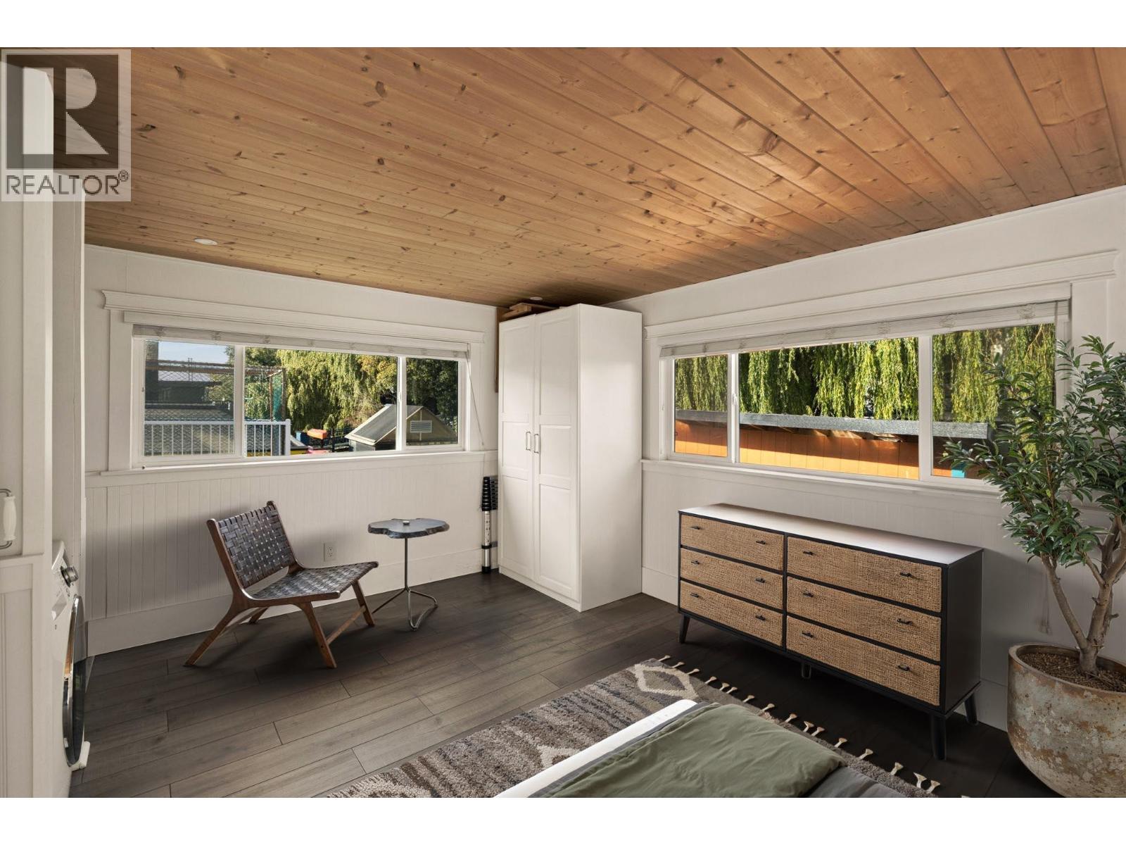 5 23080 Dyke Road Property Photo 21