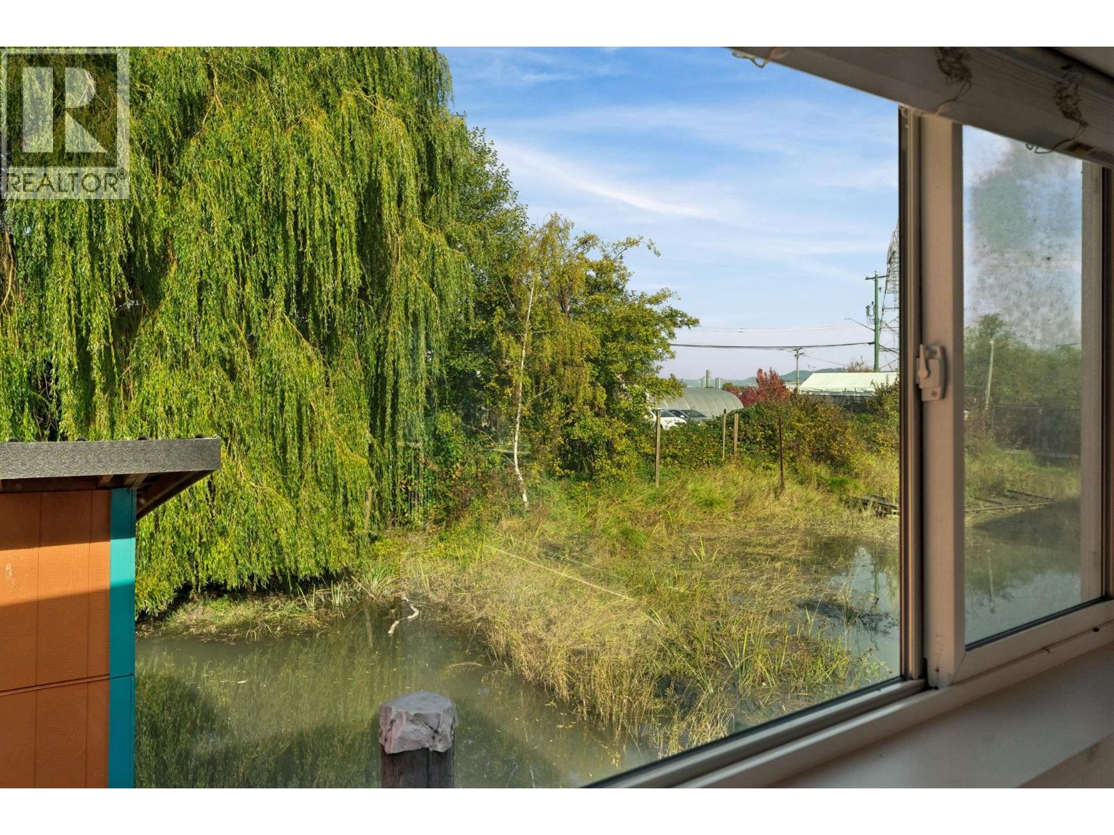 5 23080 Dyke Road Property Photo 22