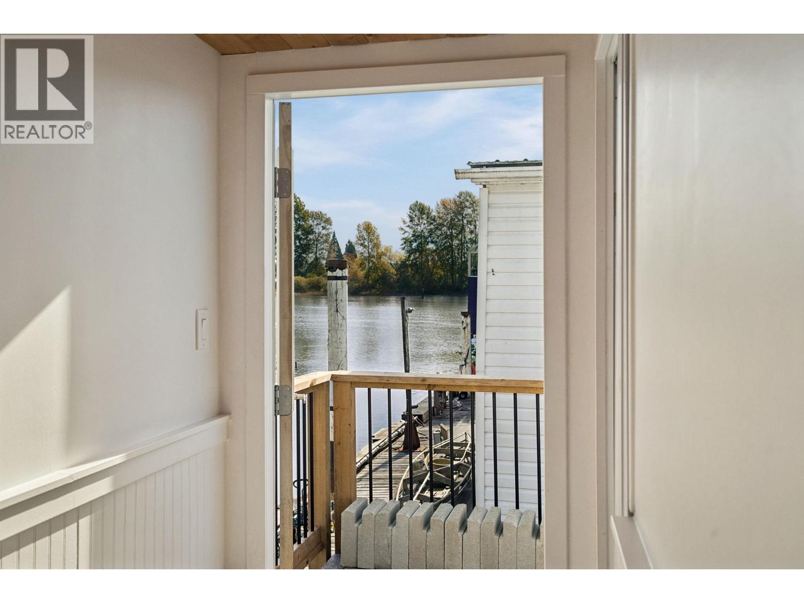 5 23080 Dyke Road Property Photo 28