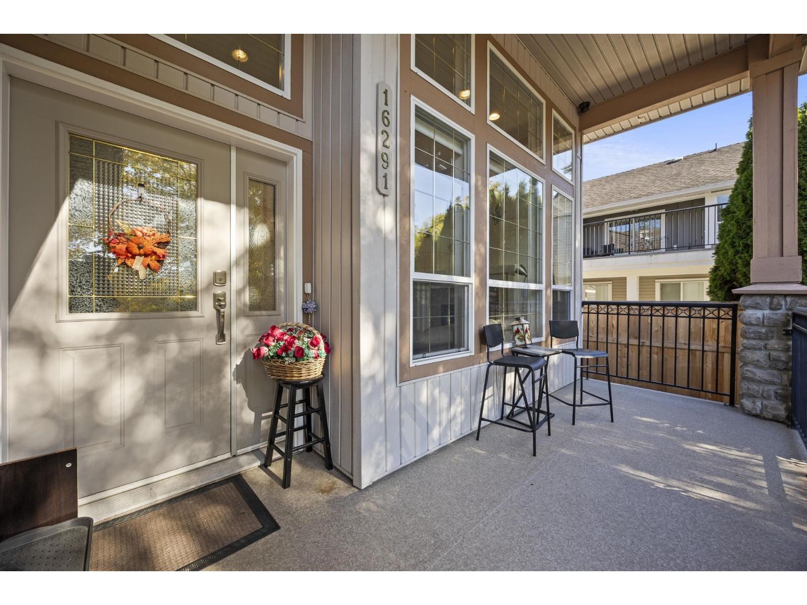 16291 80 Avenue Property Photo 2