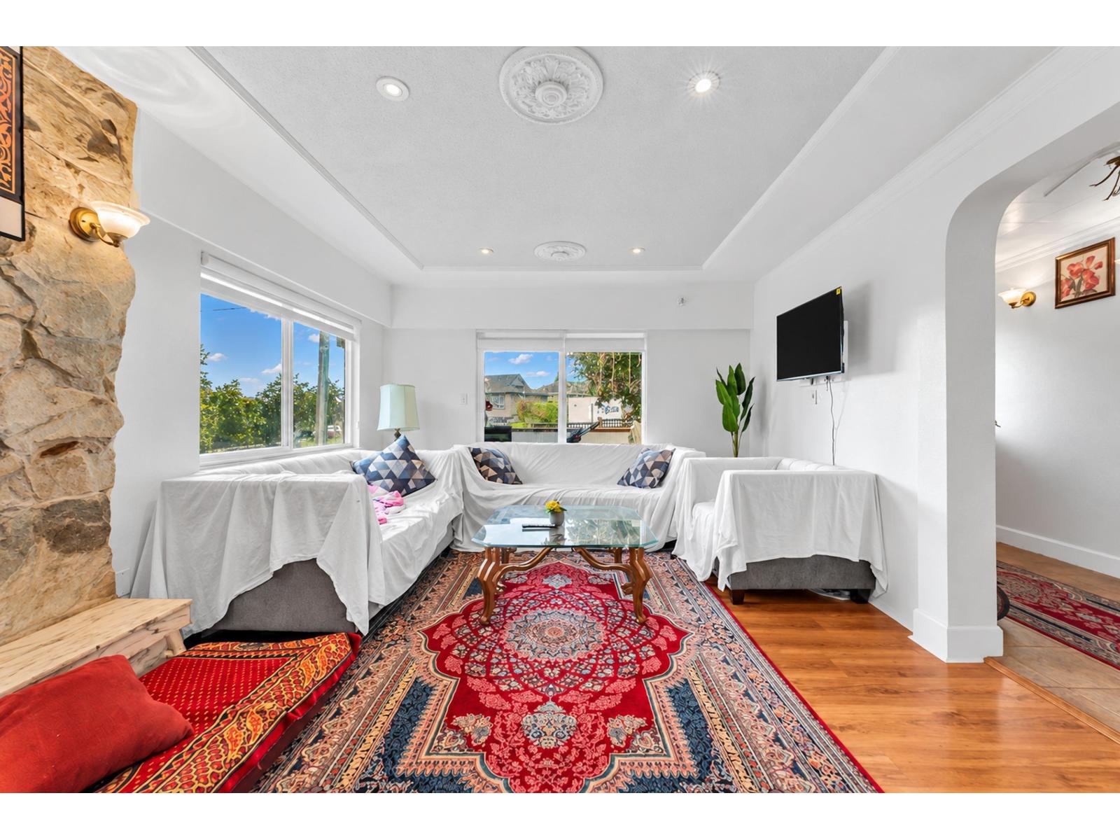 1154 Finlay Street Property Photo 11