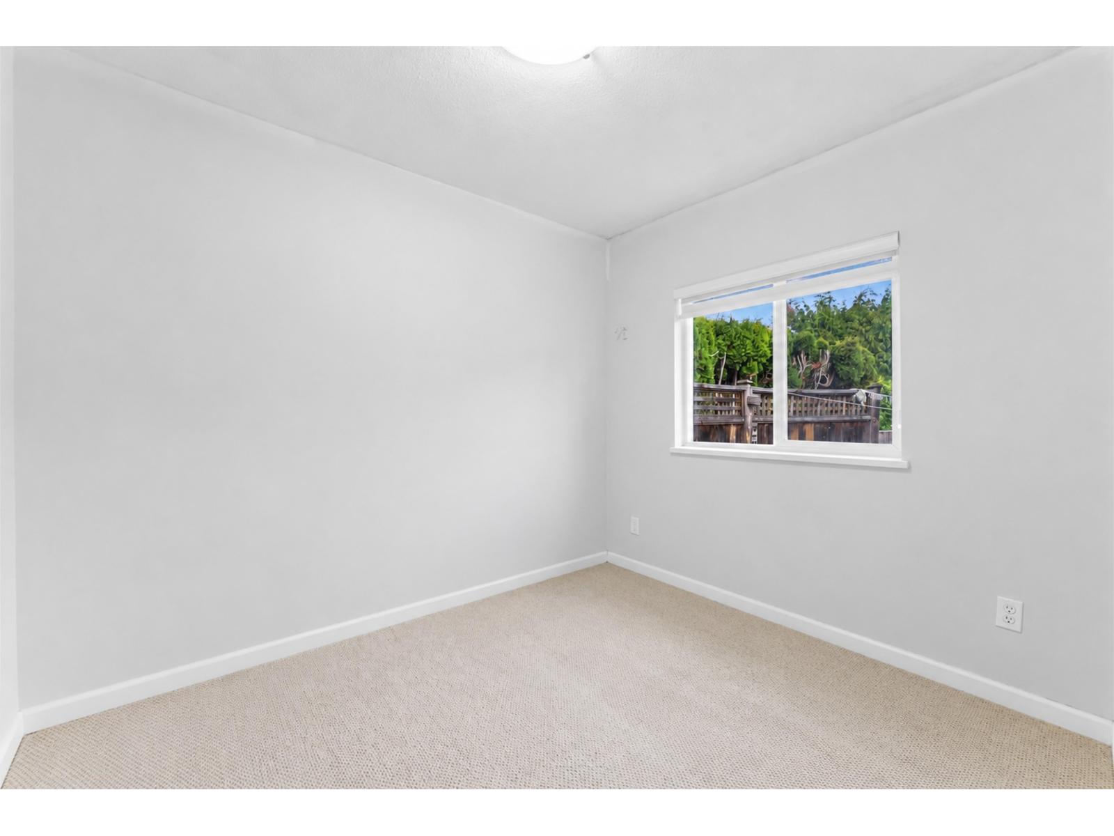 1154 Finlay Street Property Photo 16