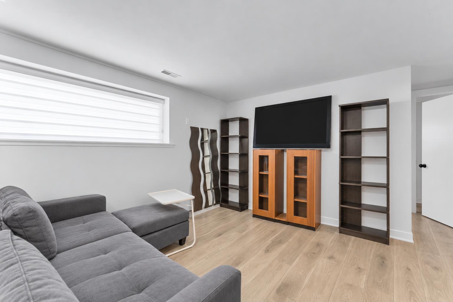 1154 Finlay Street Property Photo 25