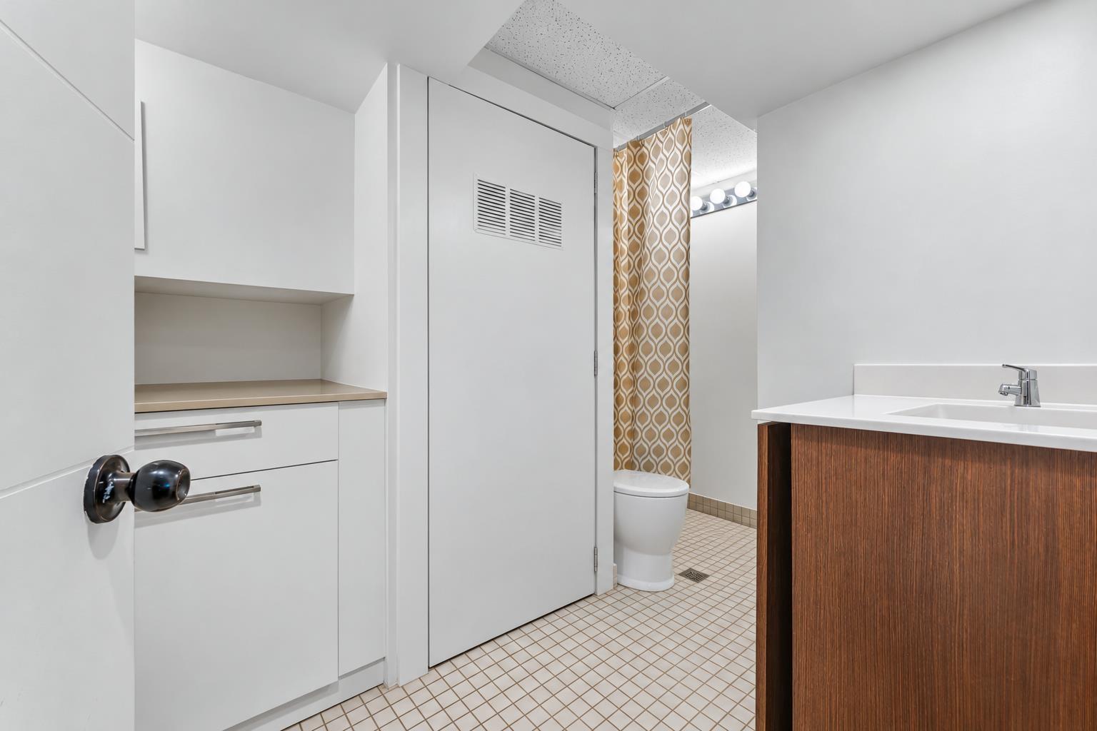 1154 Finlay Street Property Photo 28