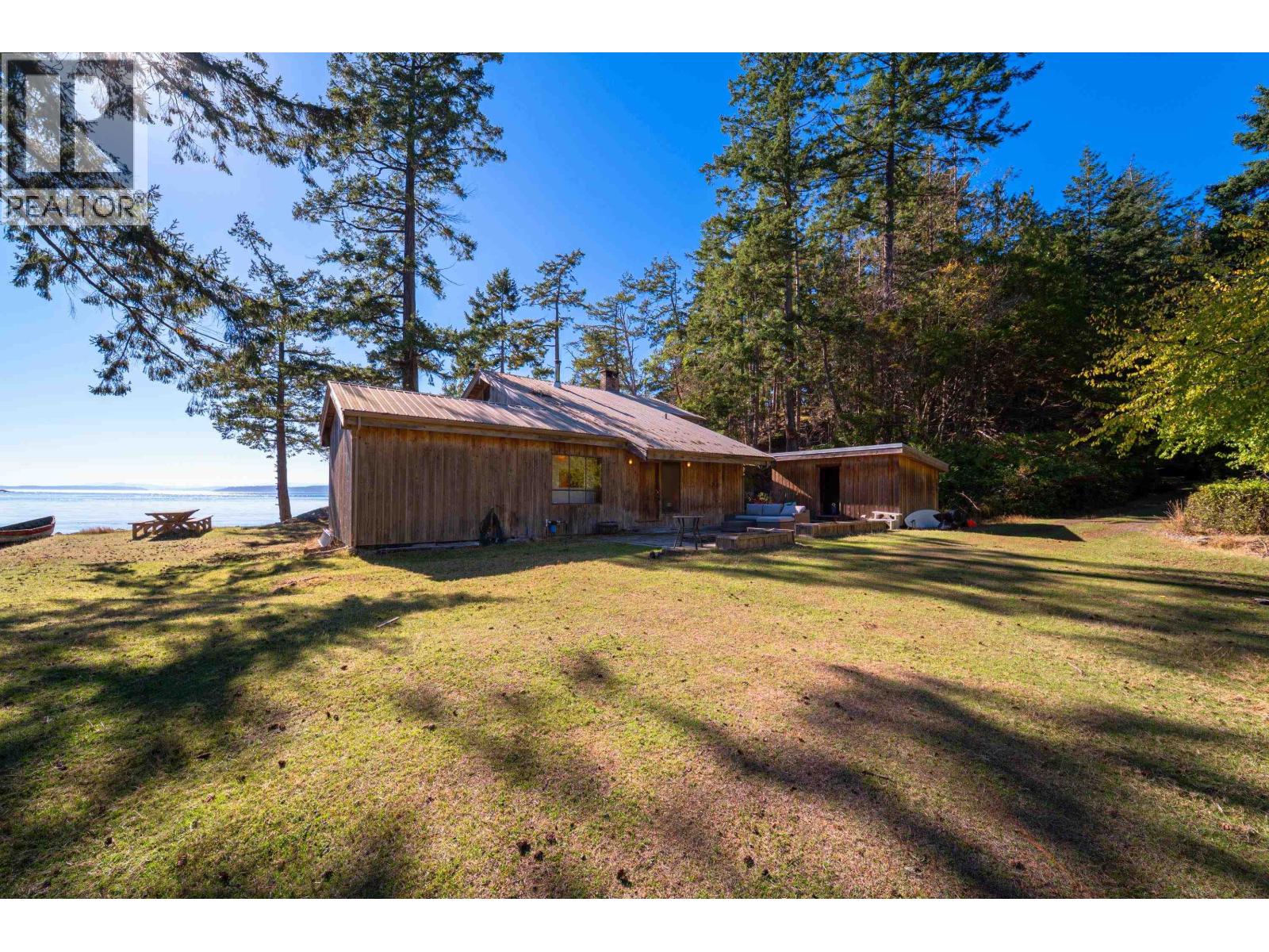 671 Dinner Bay Road Property Photo 4