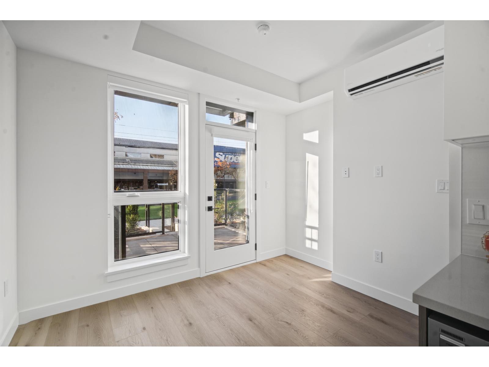 105 10405 147 Street Property Photo 4