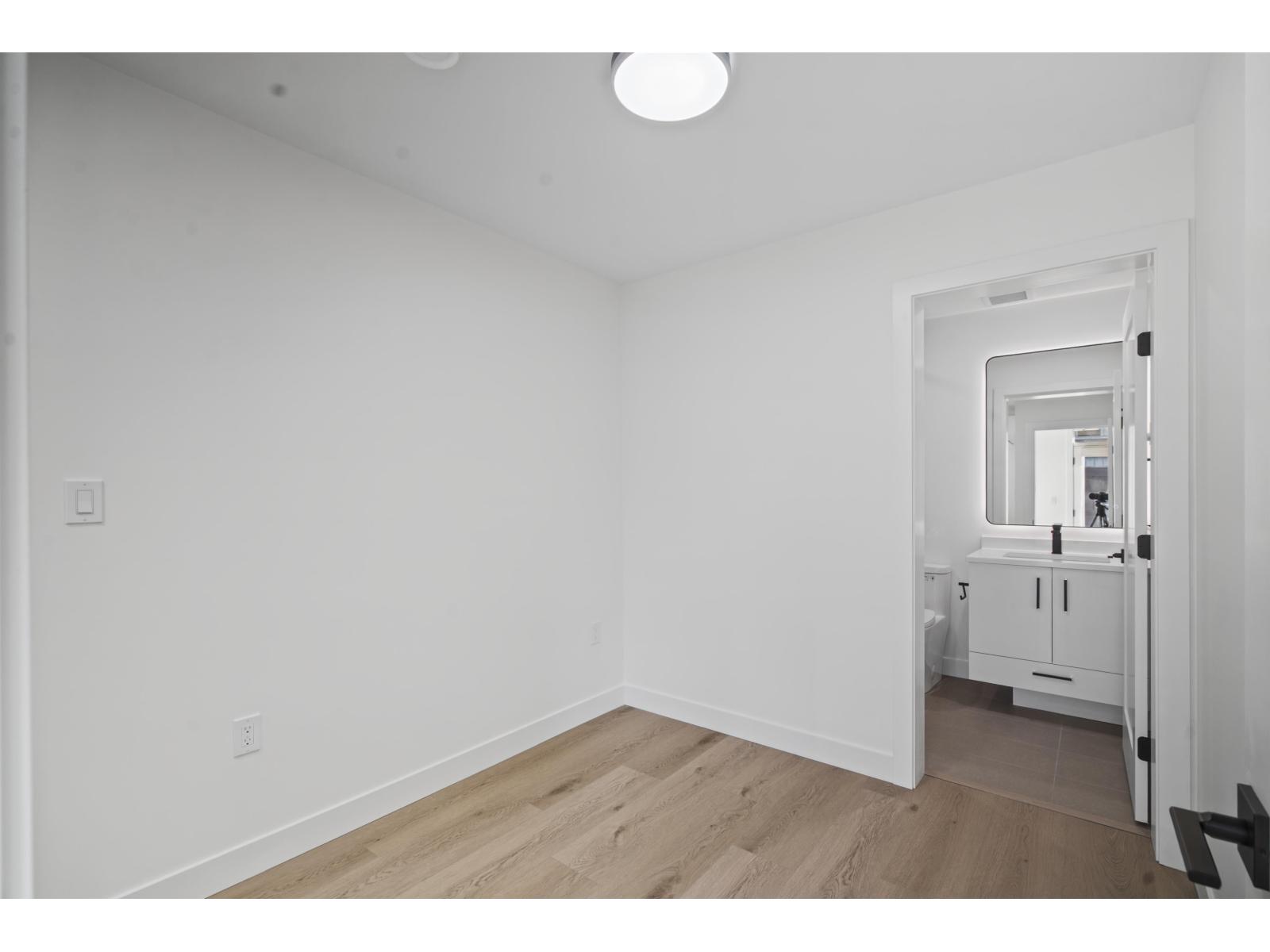 105 10405 147 Street Property Photo 7