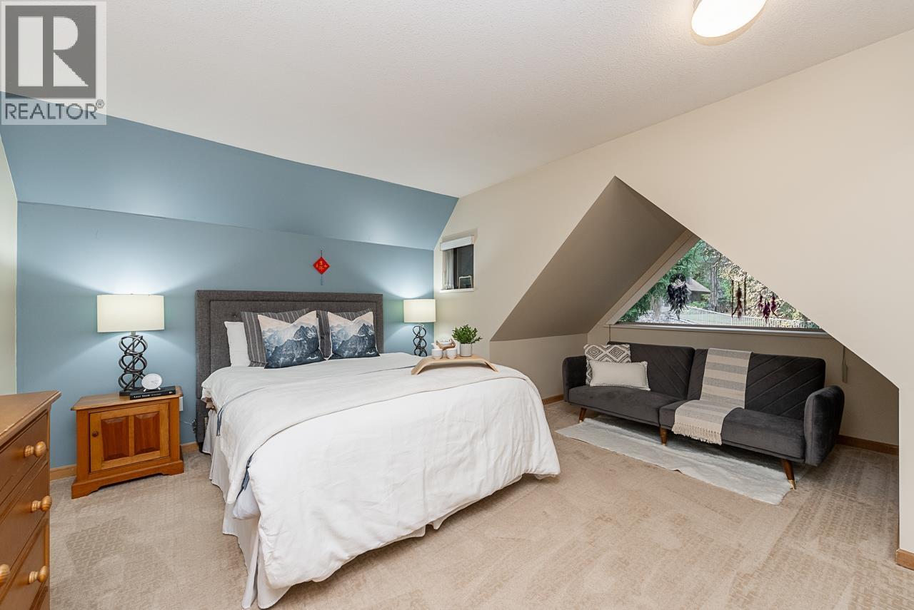 31 4636 Blackcomb Way Property Photo 15