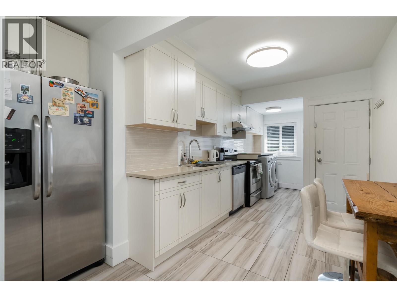 28xx W 6th Avenue Property Photo 3