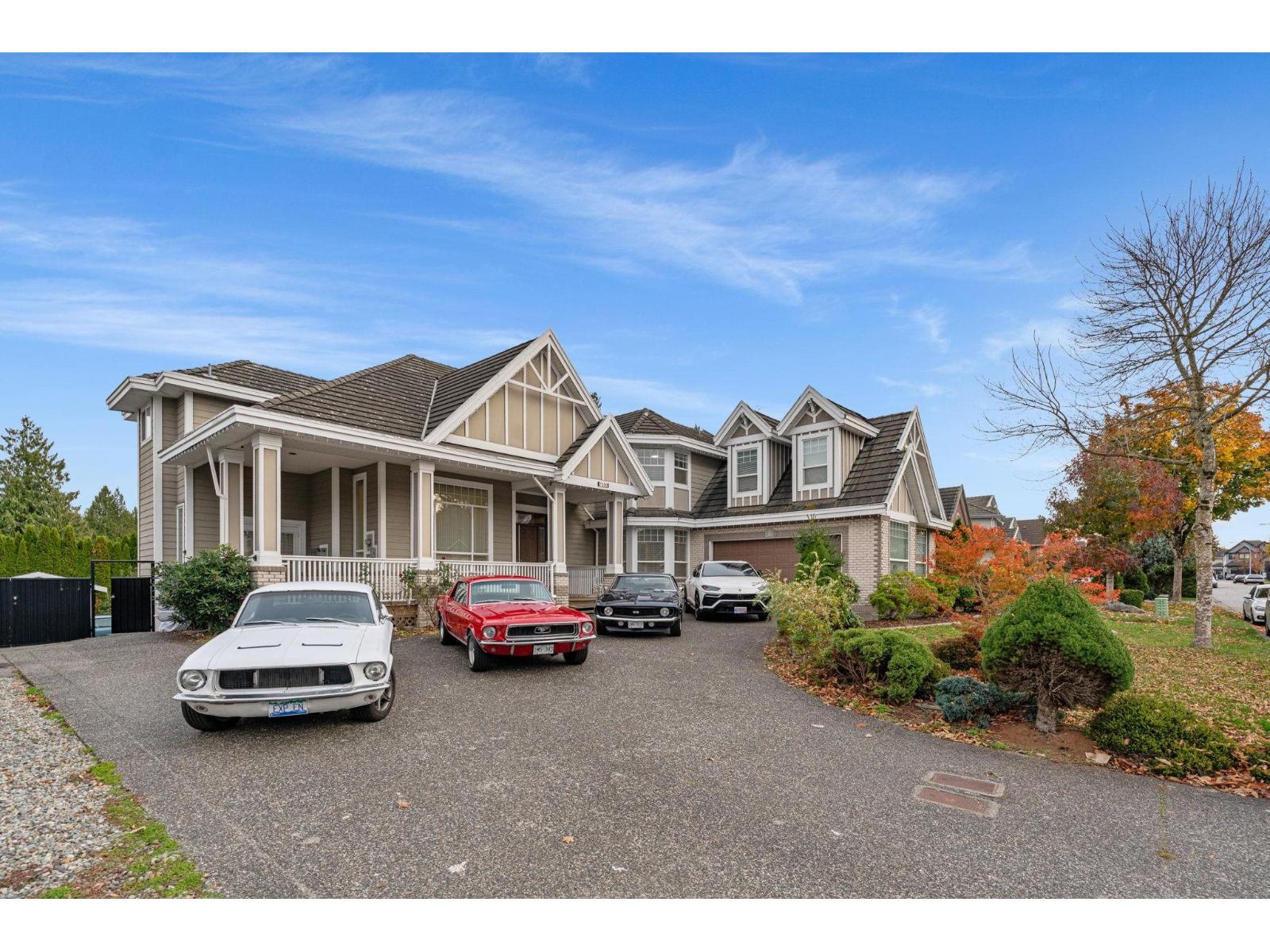 7350 149 Street Property Photo 2