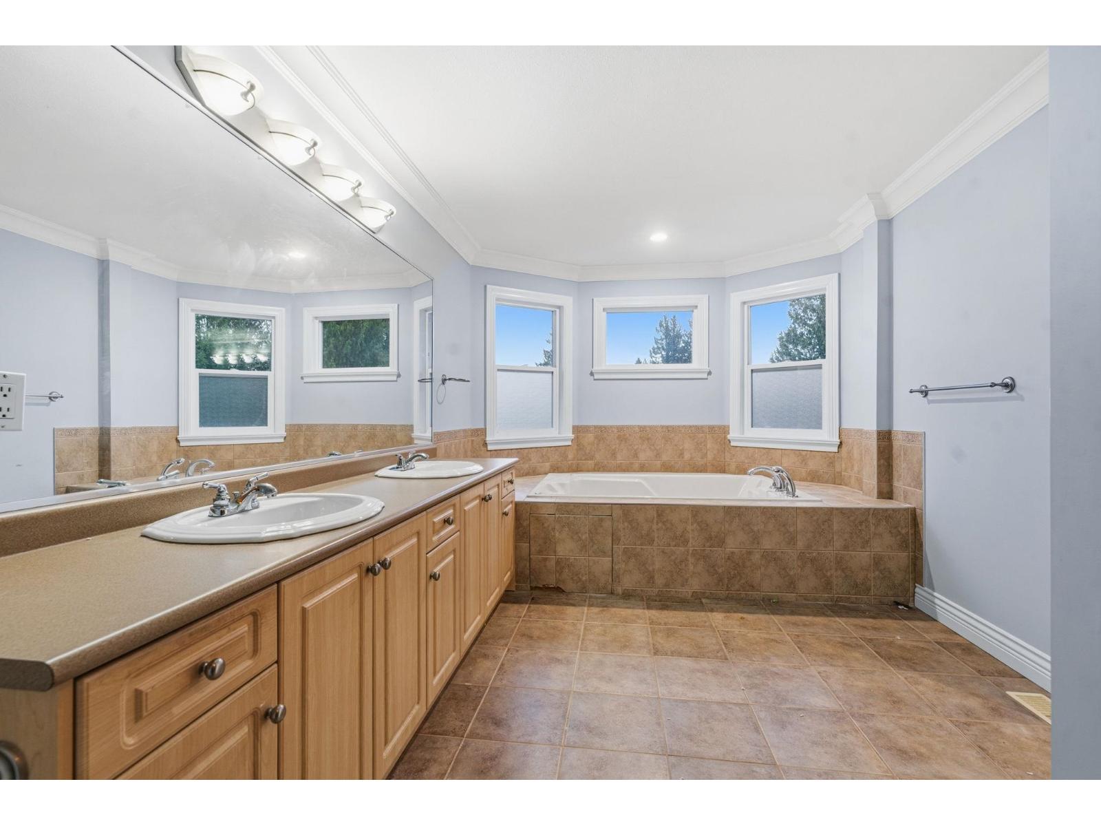7350 149 Street Property Photo 25