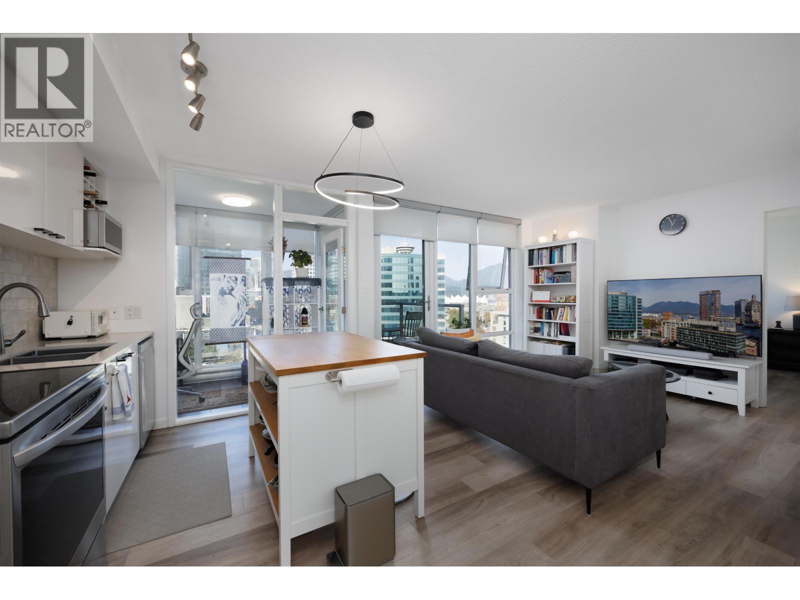1605 602 Citadel Parade Property Photo 3