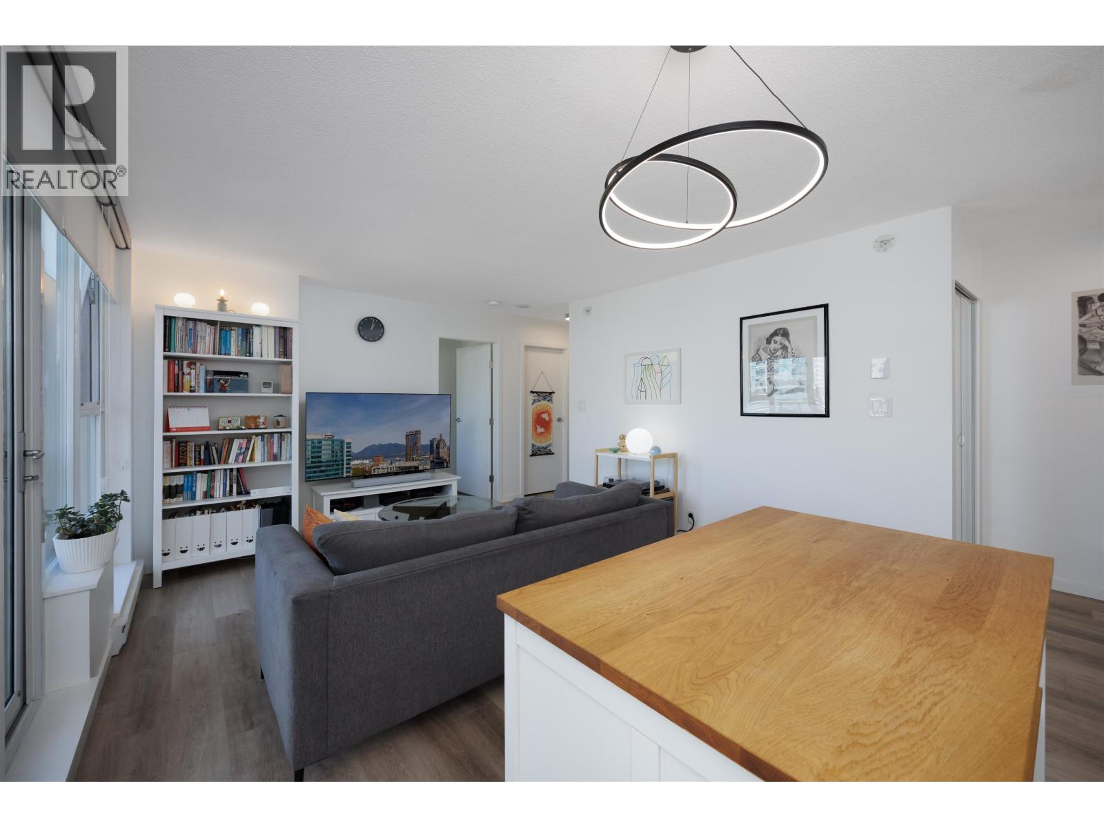 1605 602 Citadel Parade Property Photo 8