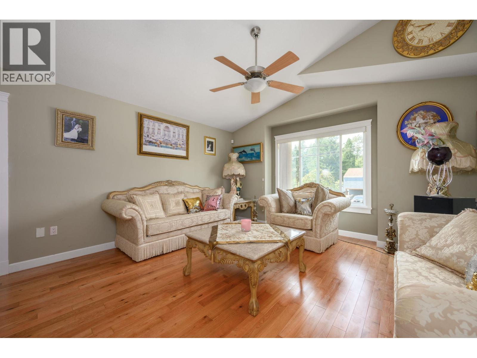 11382 240 Street Property Photo 6