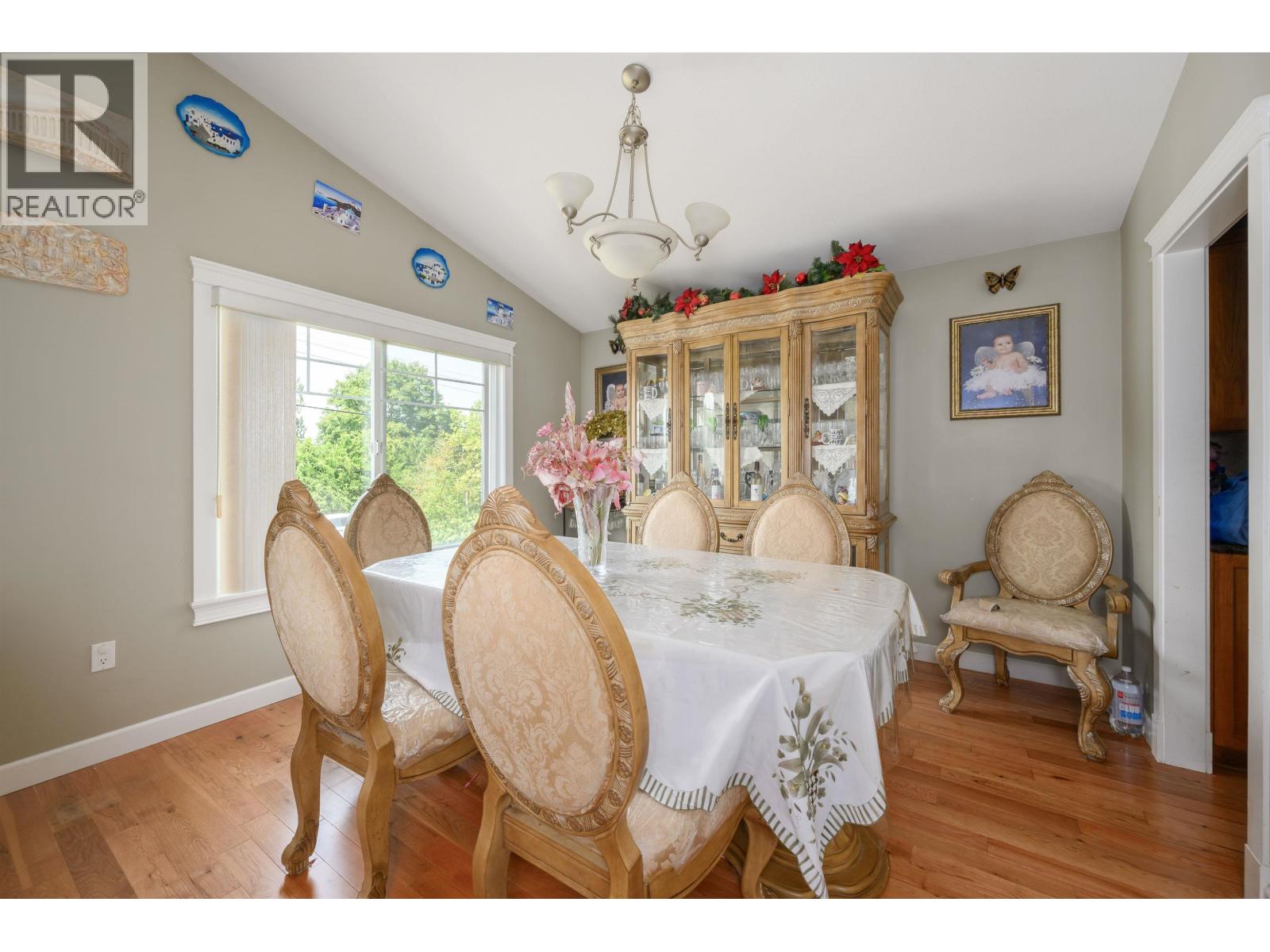 11382 240 Street Property Photo 7