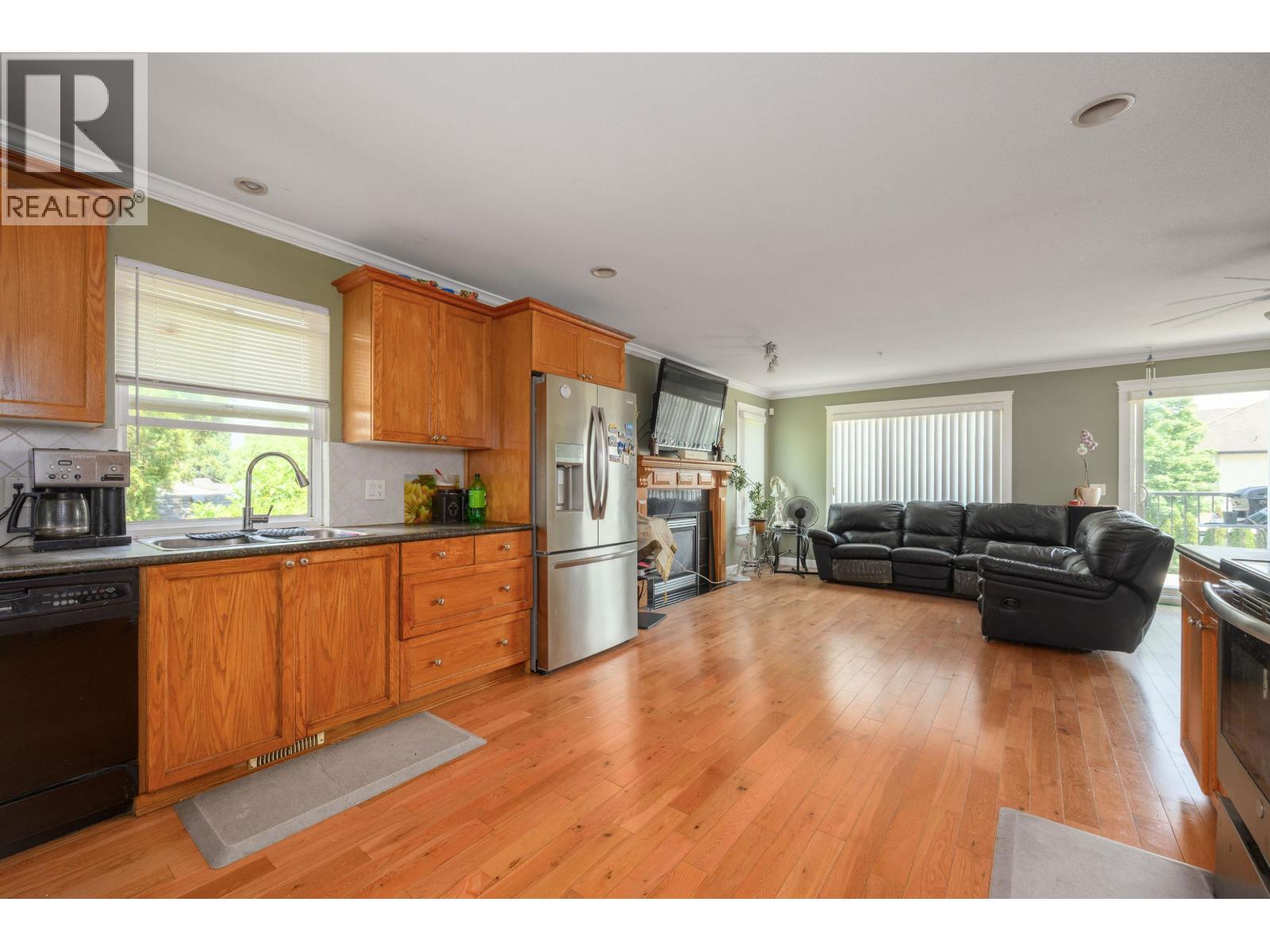 11382 240 Street Property Photo 8