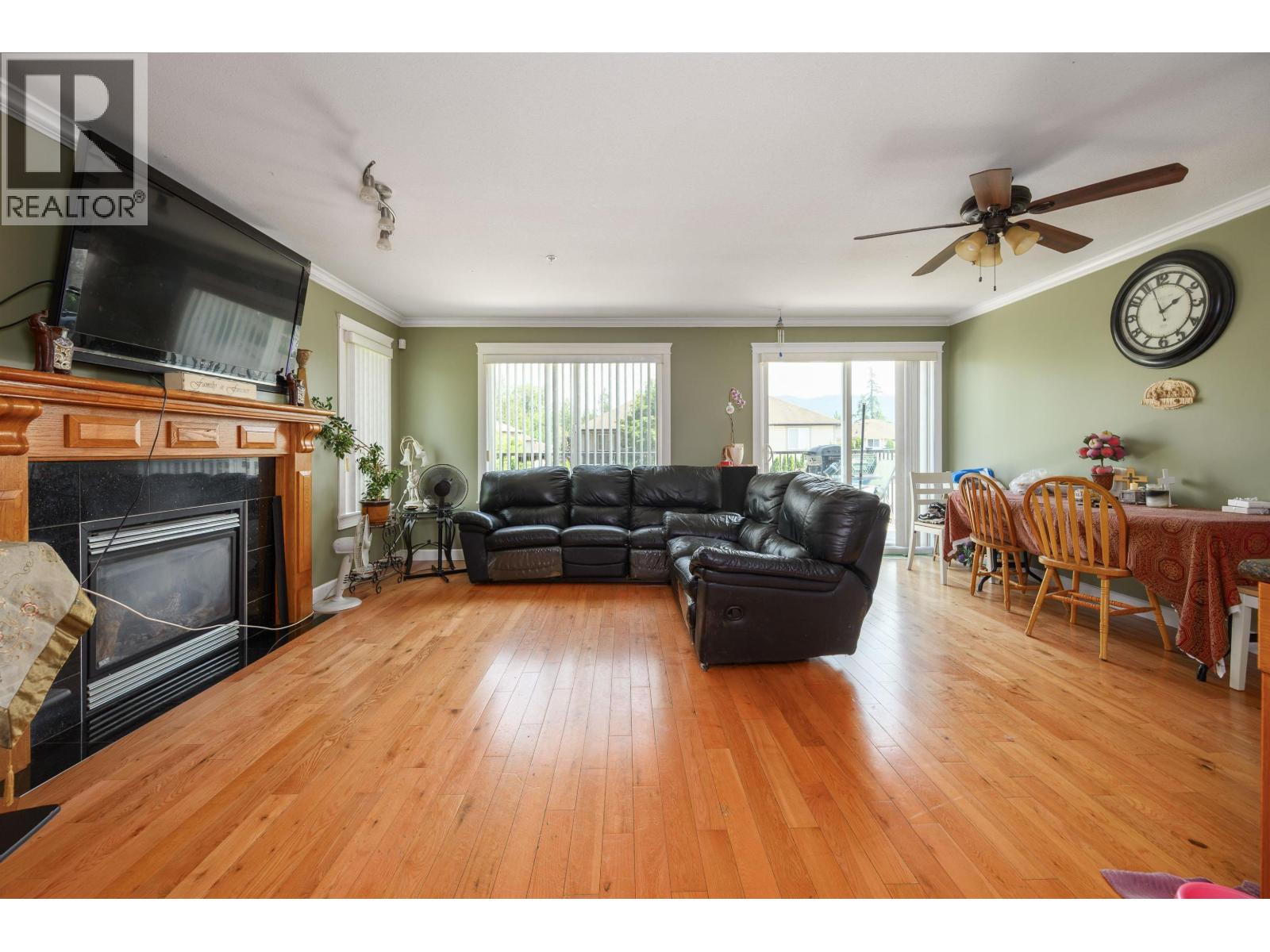 11382 240 Street Property Photo 11