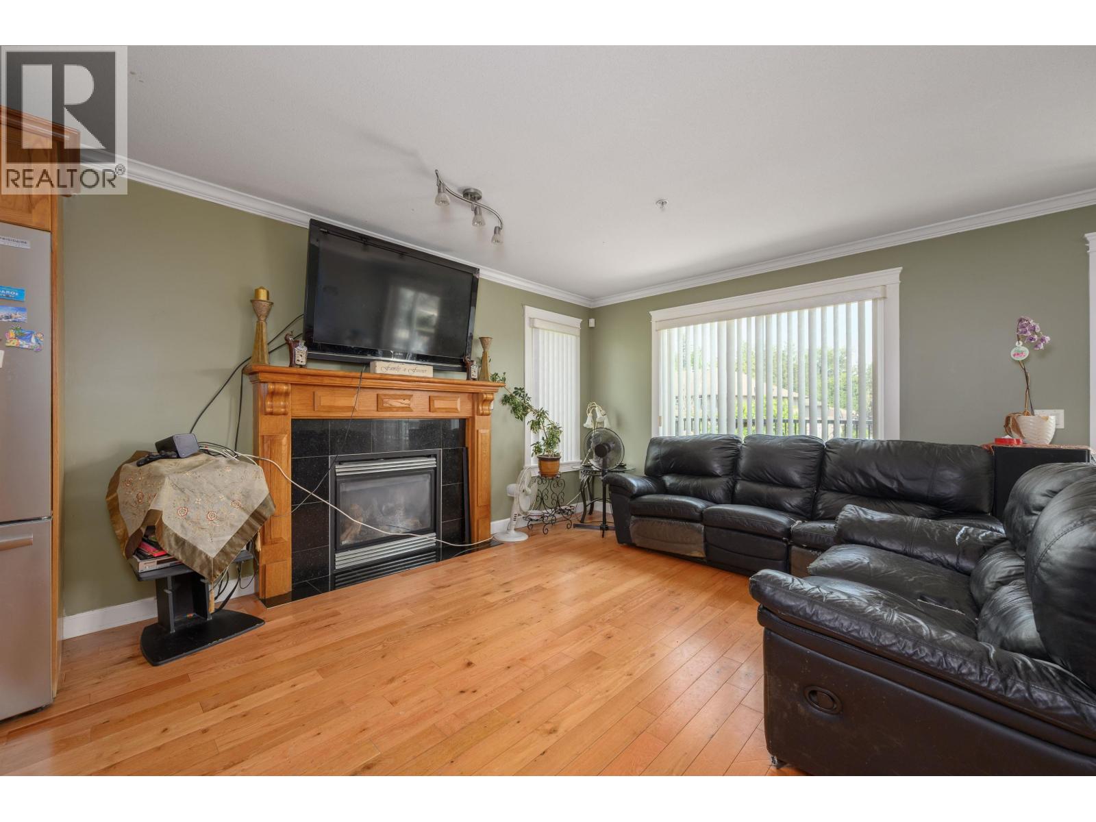 11382 240 Street Property Photo 12