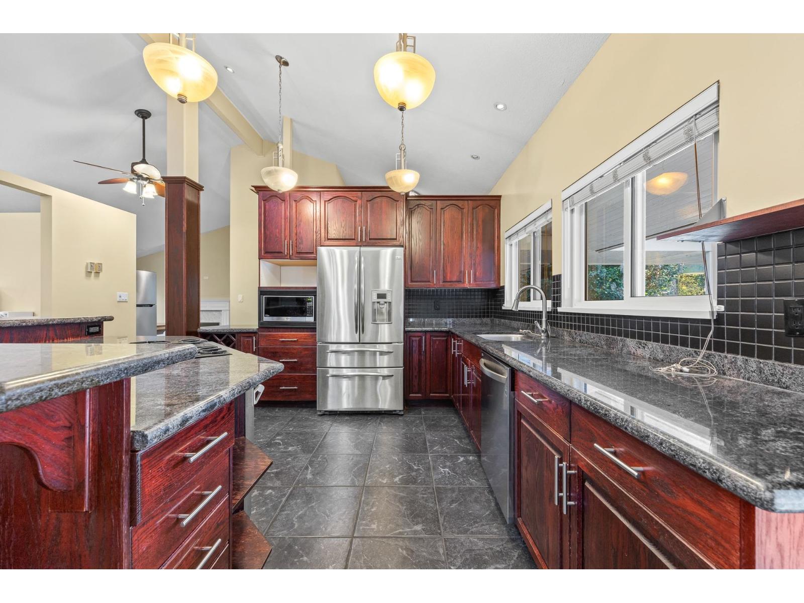 13284 Crescent Road Property Photo 7