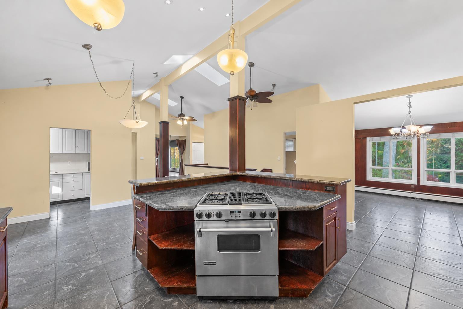13284 Crescent Road Property Photo 9
