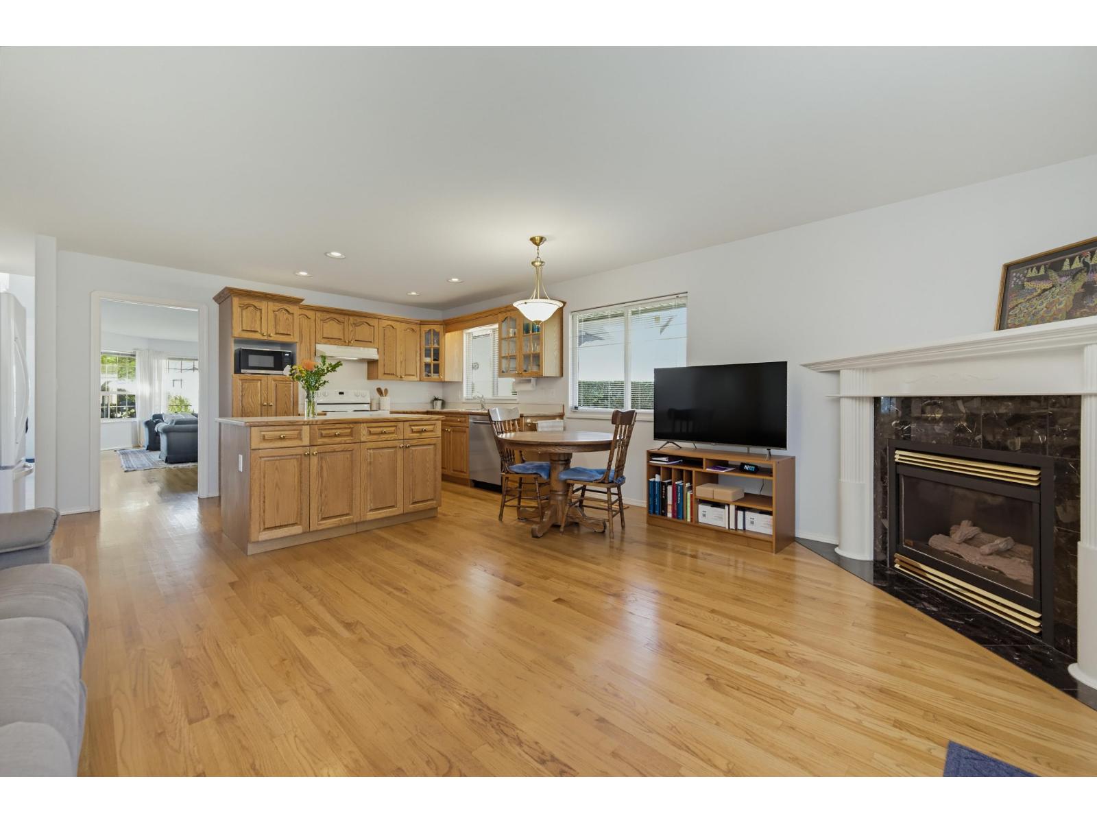 20764 91a Avenue Property Photo 11