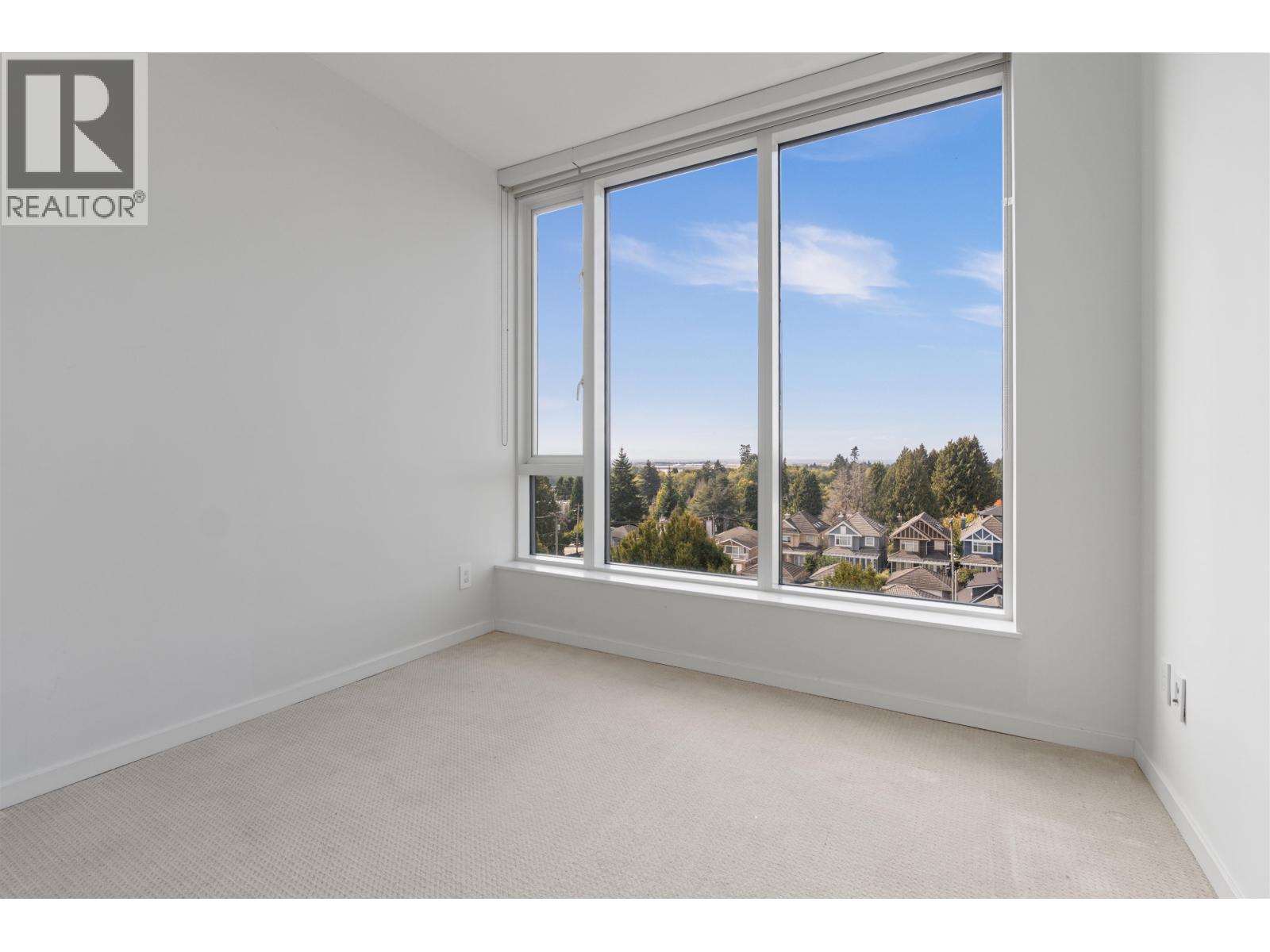 915 8488 Cornish Street Property Photo 16