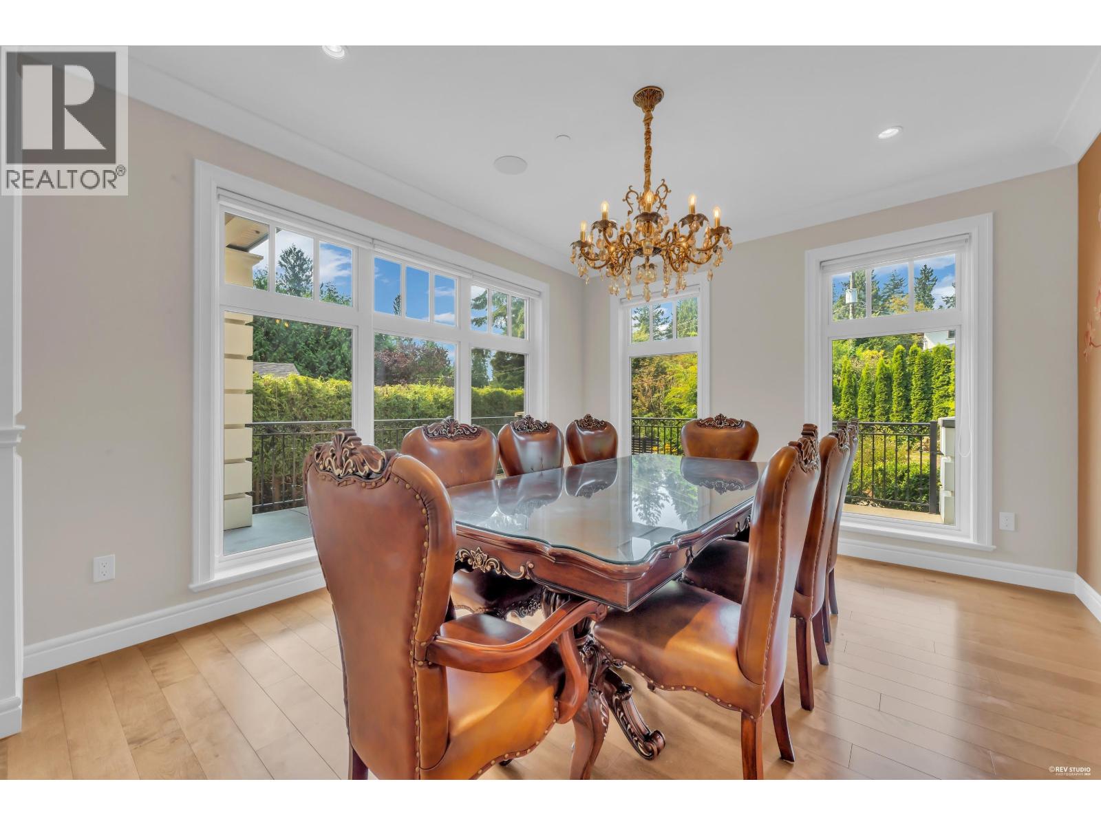 920 3rd Street Property Photo 10