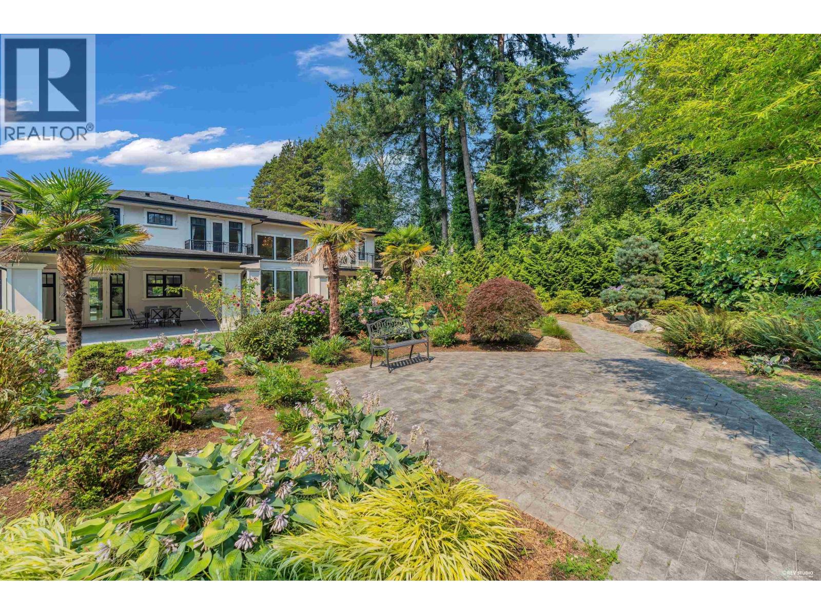 920 3rd Street Property Photo 15