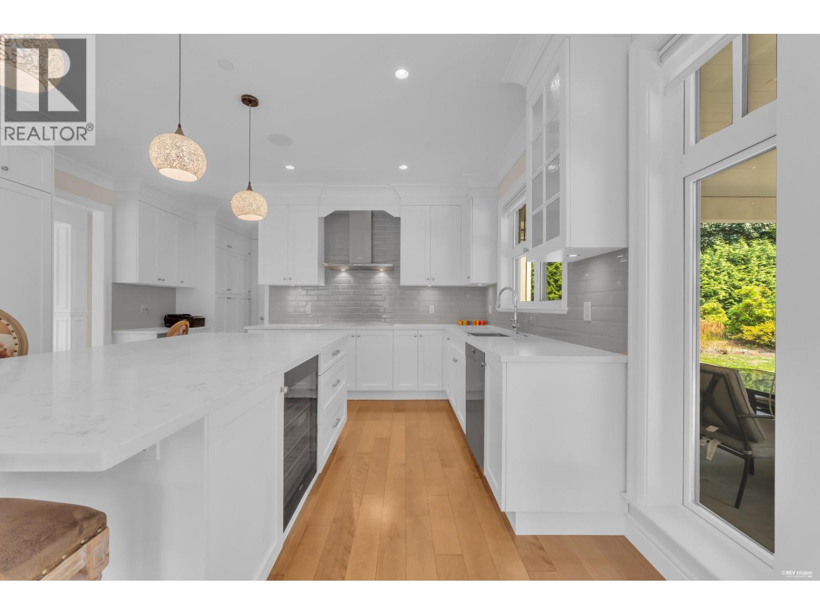 920 3rd Street Property Photo 22