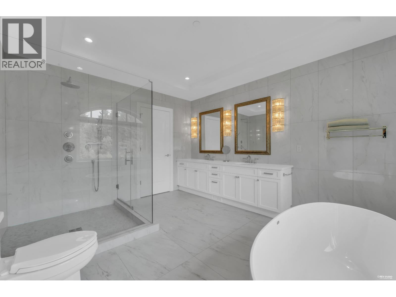 920 3rd Street Property Photo 27