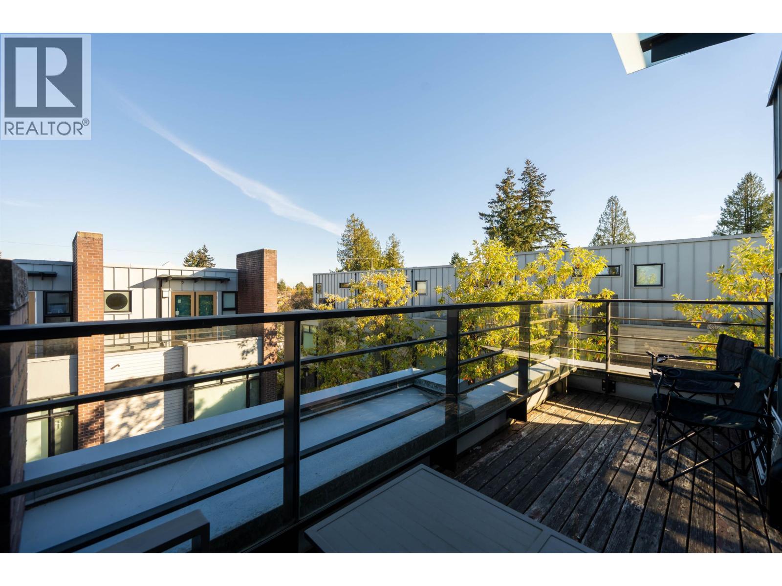 6190 Oak Street Property Photo 21