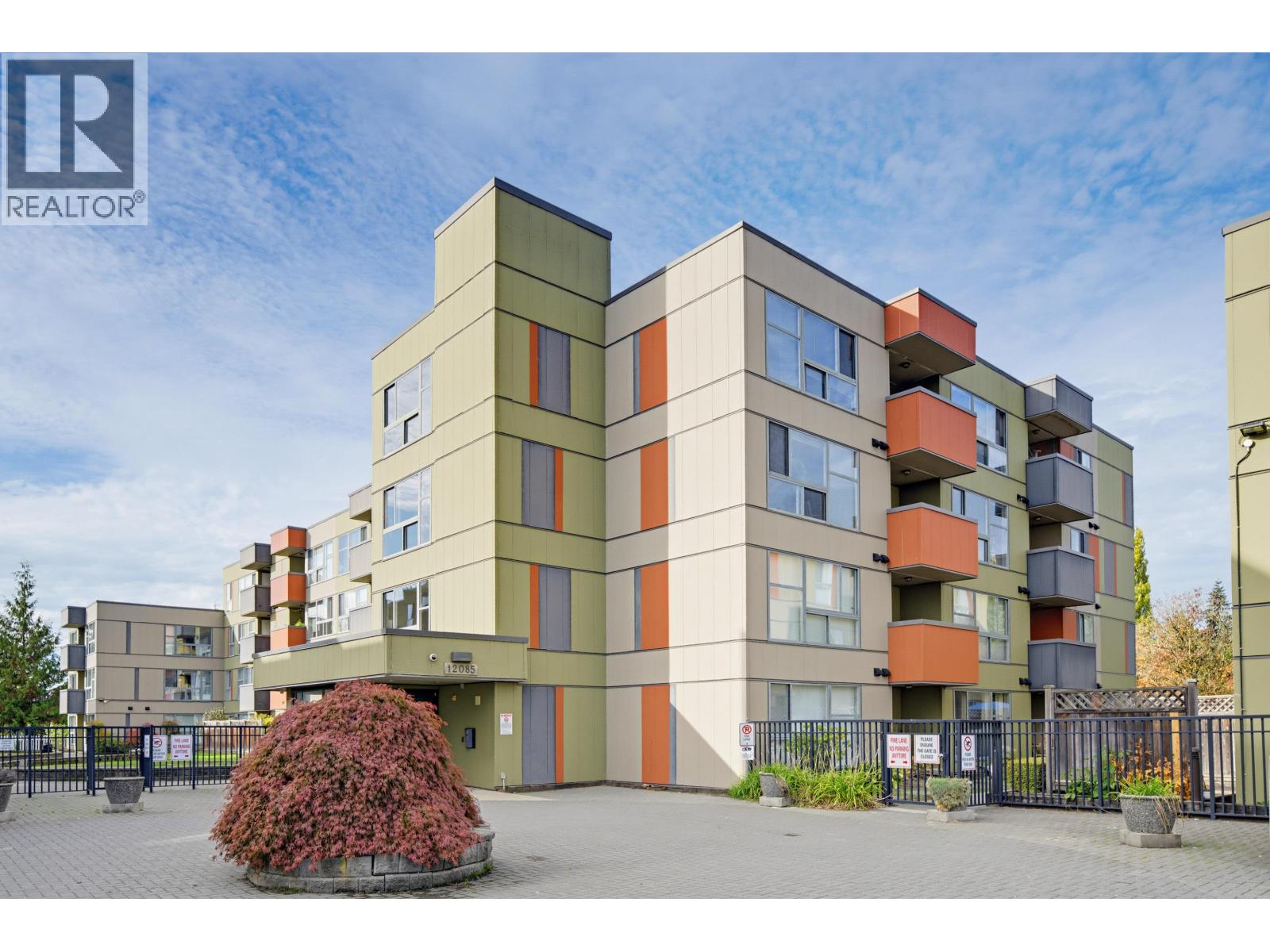 327 12085 228 Street Property Photo 1