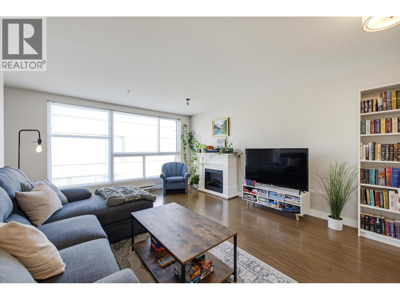 327 12085 228 Street Property Photo 6
