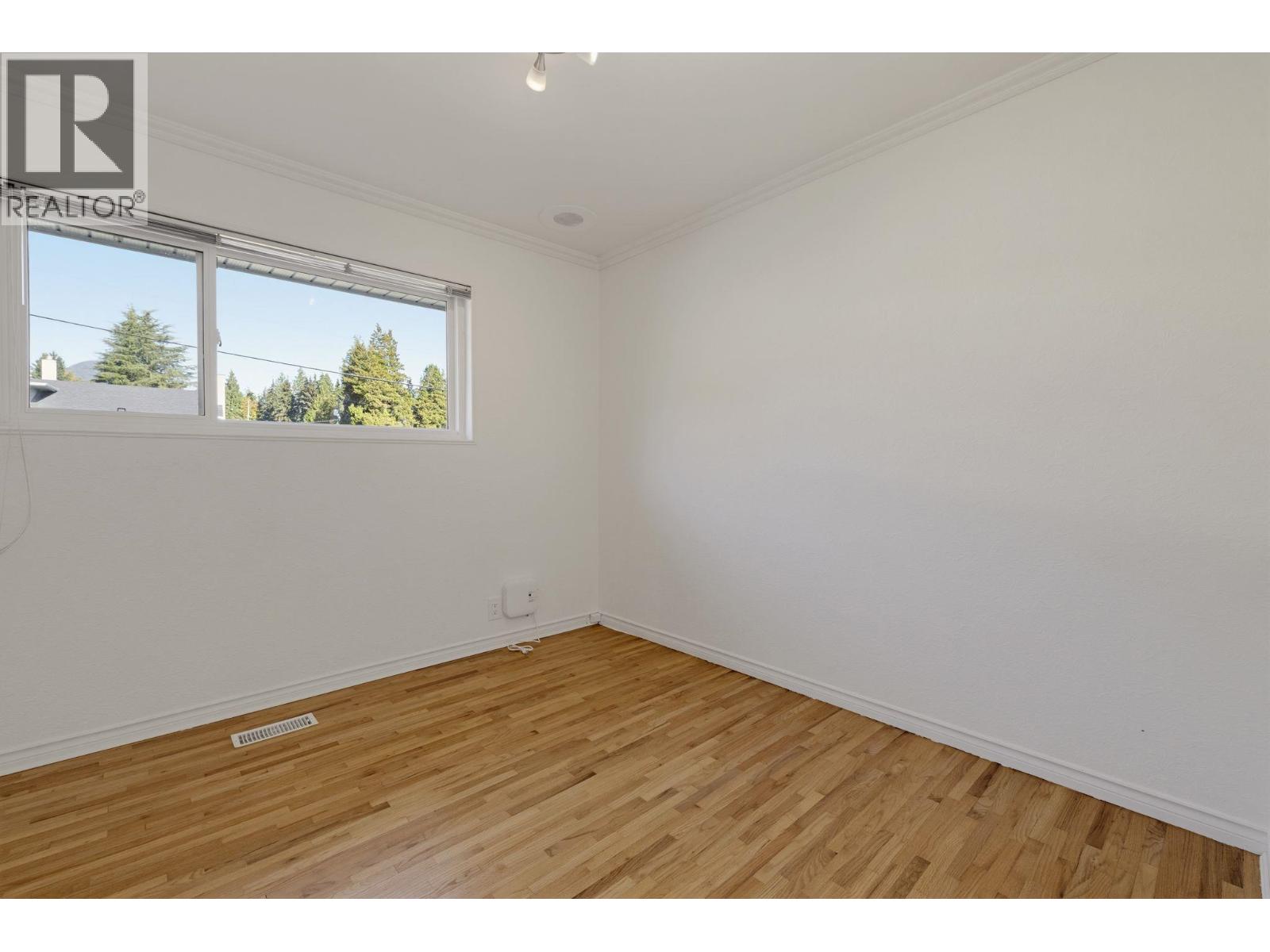 2007 Floralynn Crescent Property Photo 19
