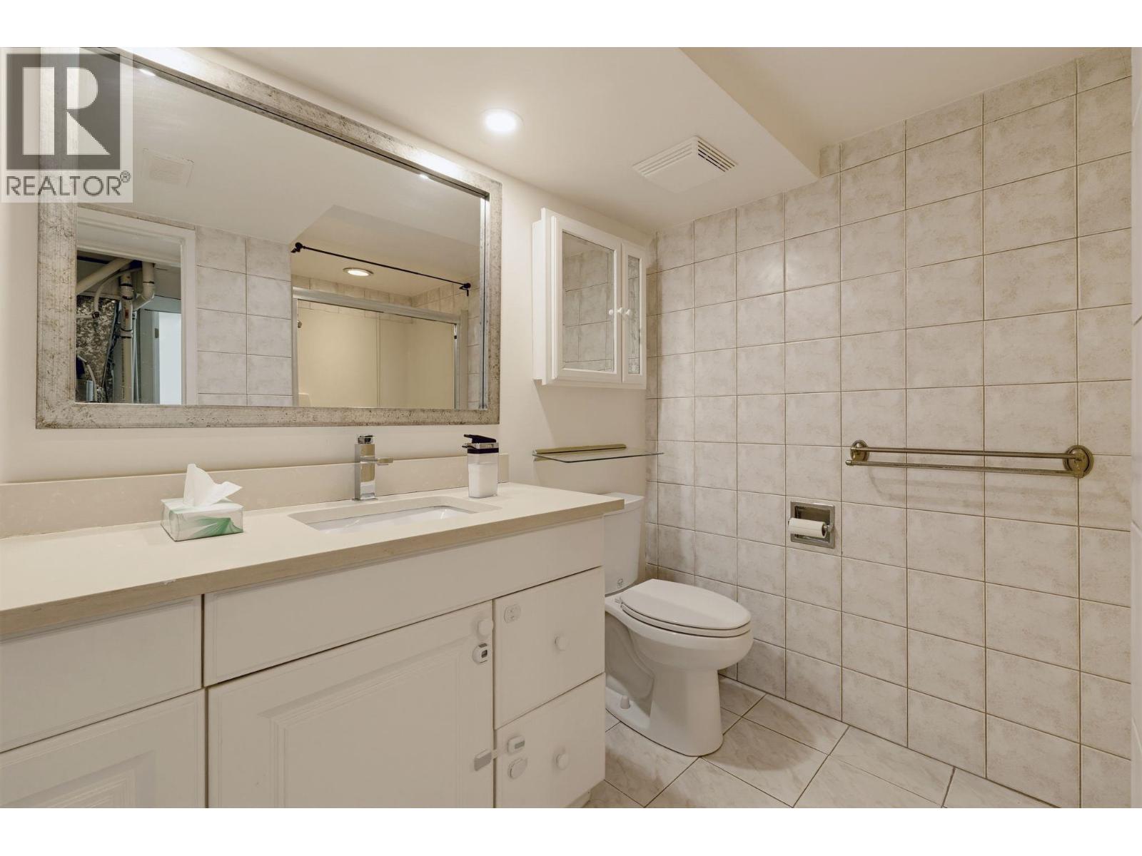 2007 Floralynn Crescent Property Photo 24