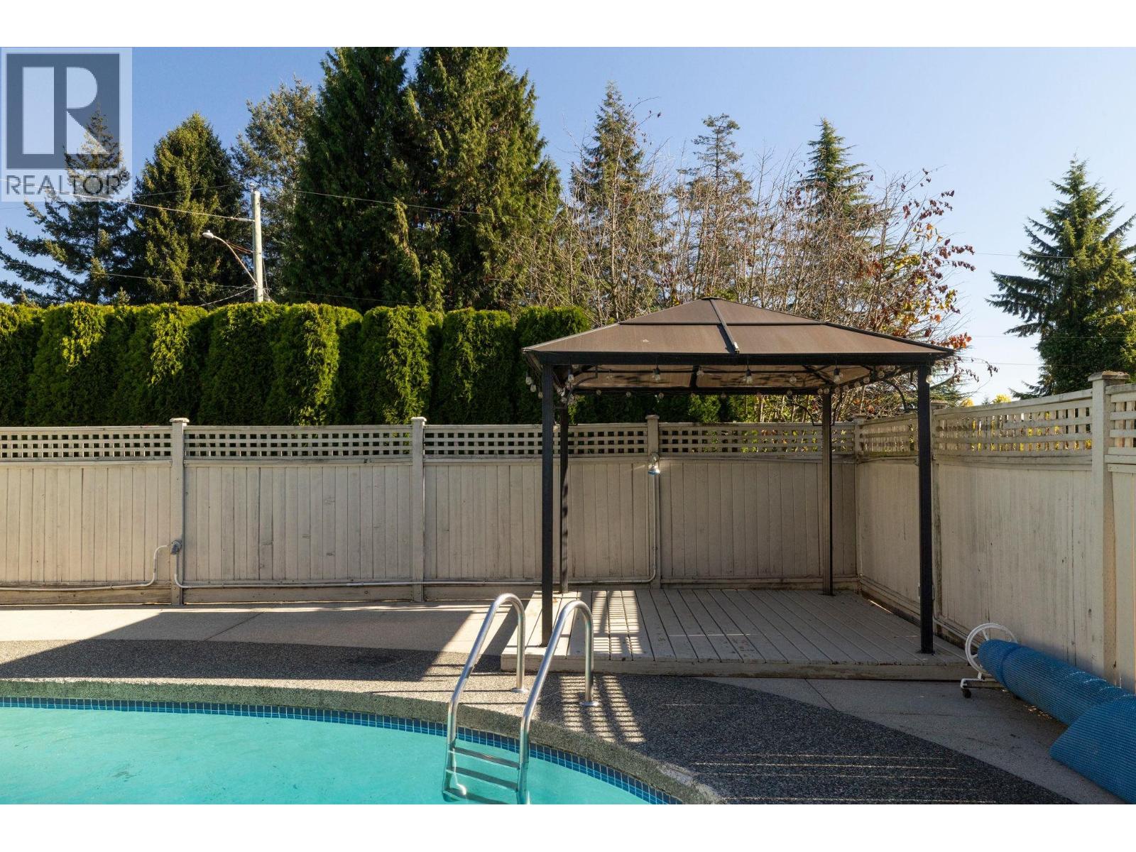 2007 Floralynn Crescent Property Photo 26