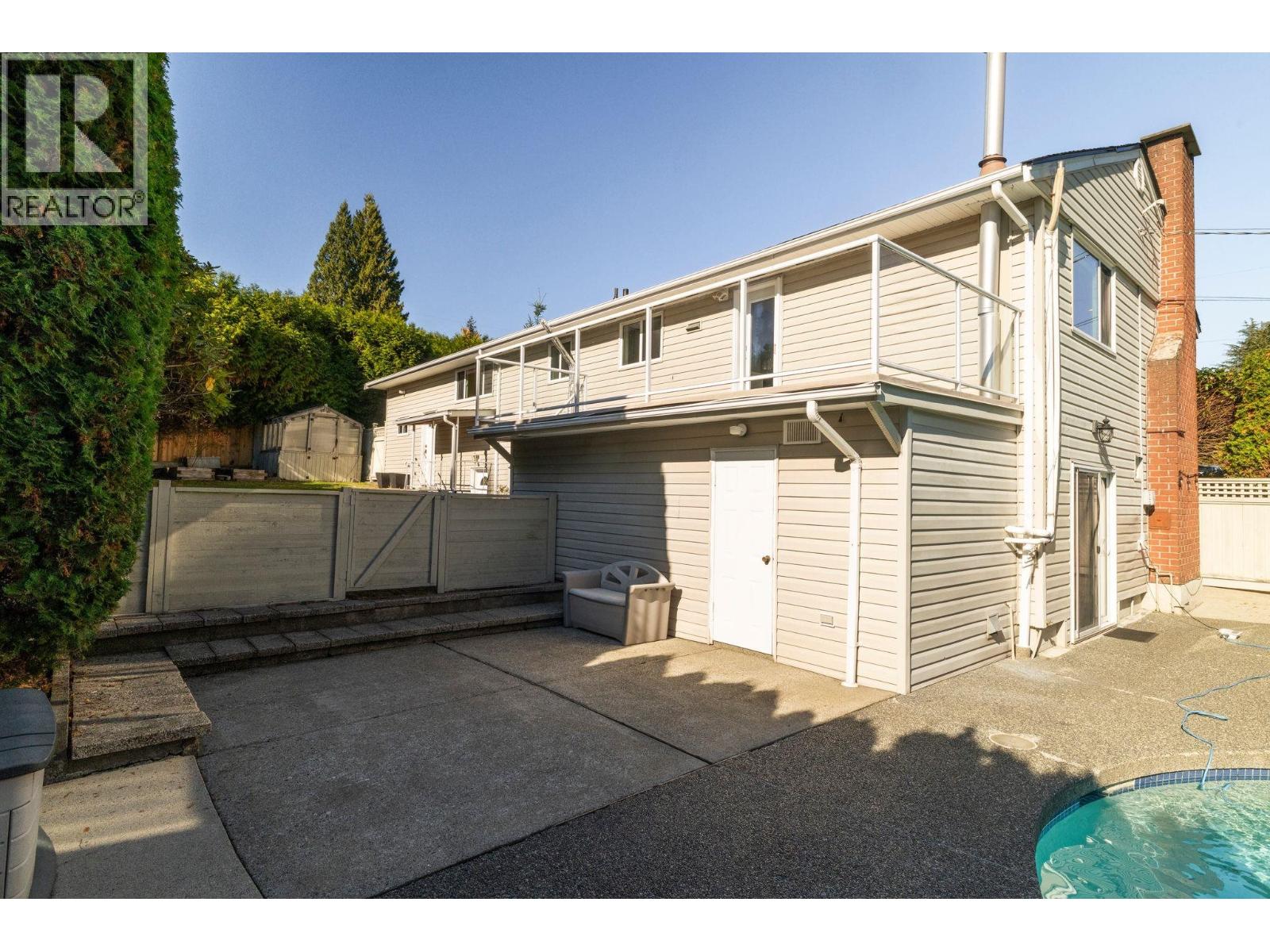 2007 Floralynn Crescent Property Photo 28