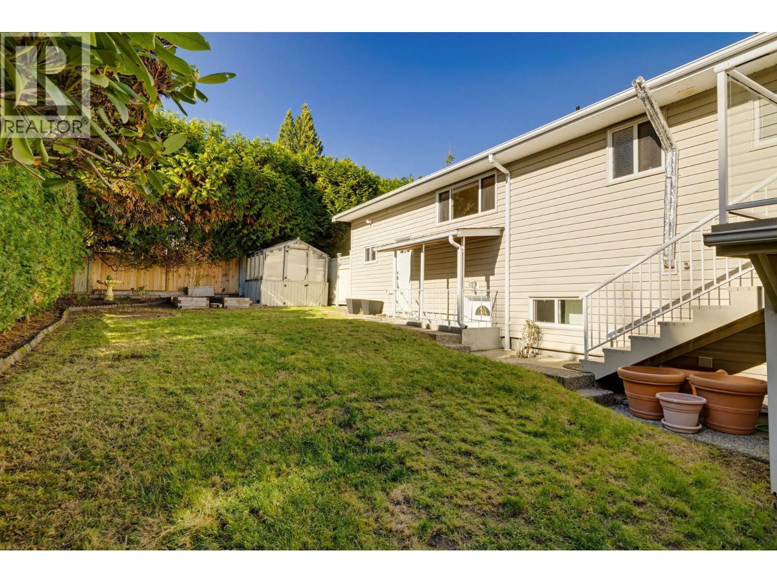 2007 Floralynn Crescent Property Photo 31