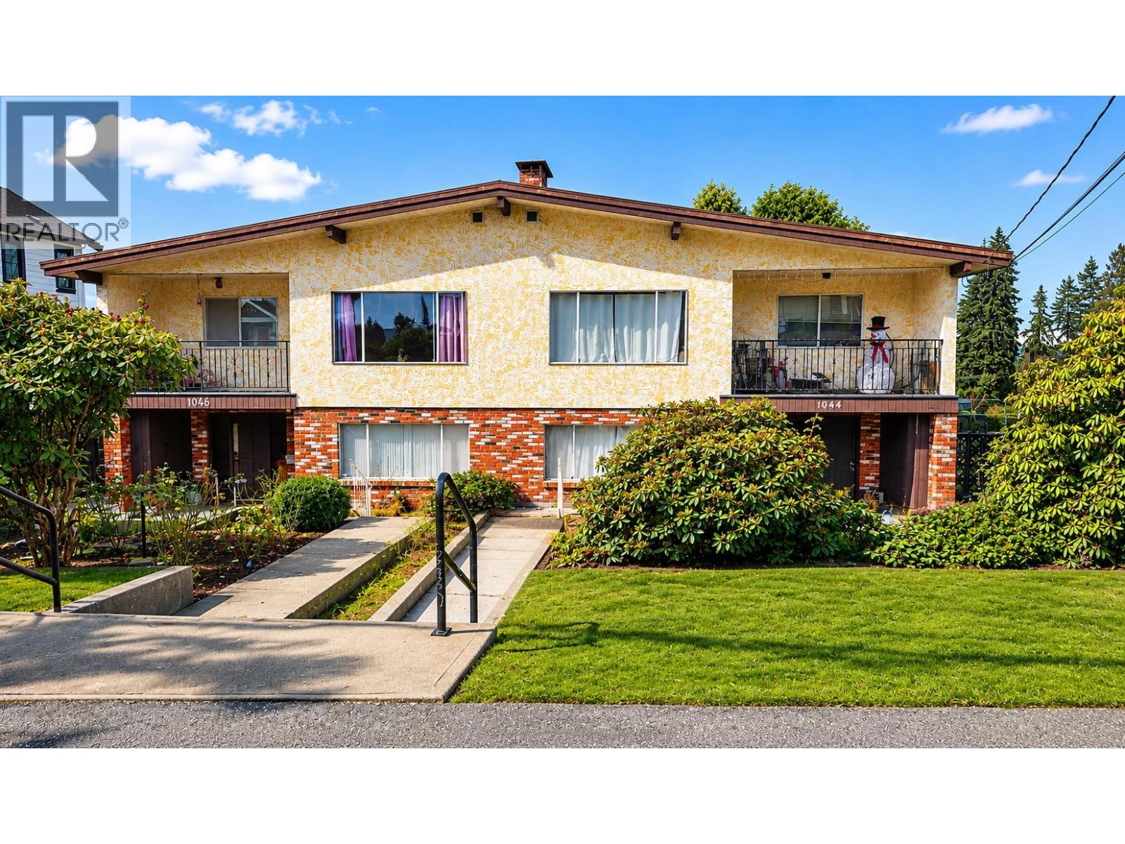 1044-1046 Madore Avenue Property Photo 1