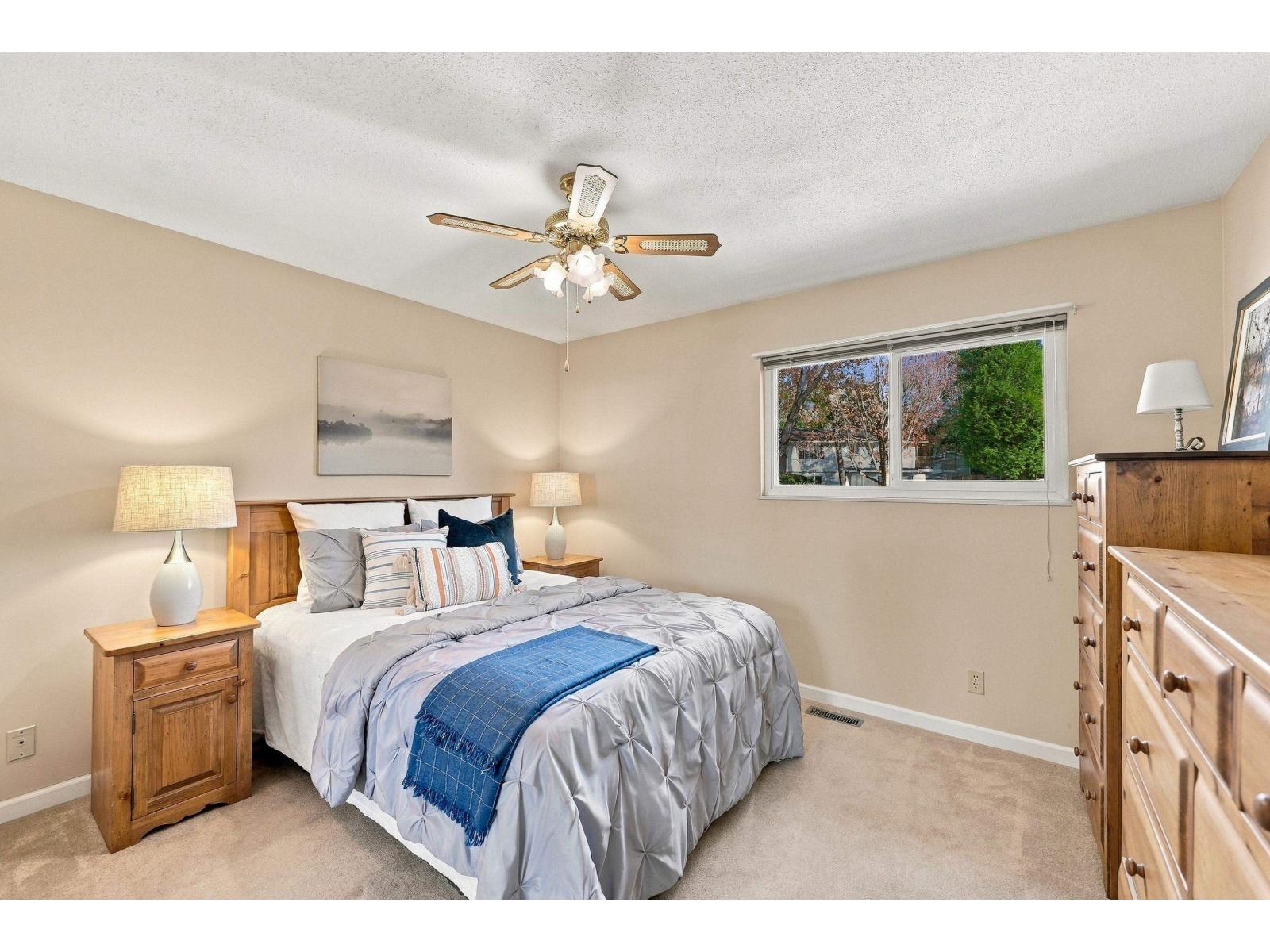 6355 183 Street Property Photo 8