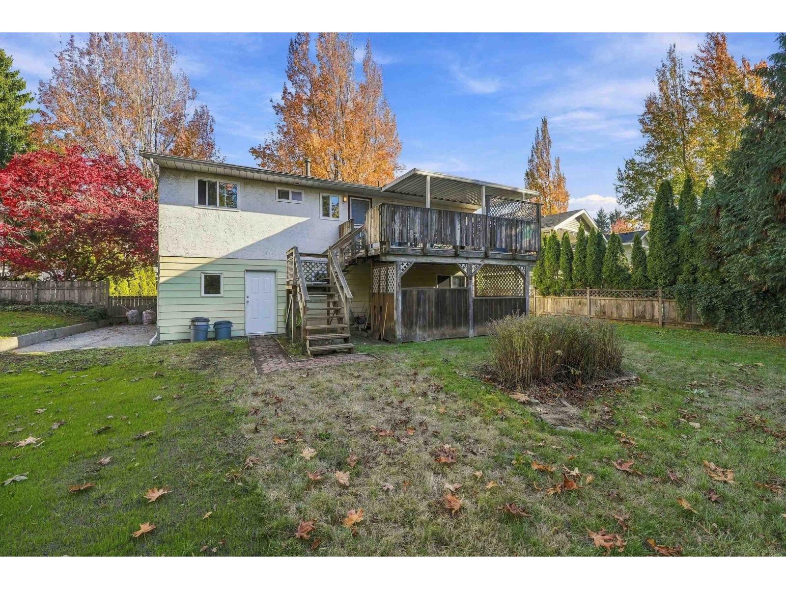 6355 183 Street Property Photo 16