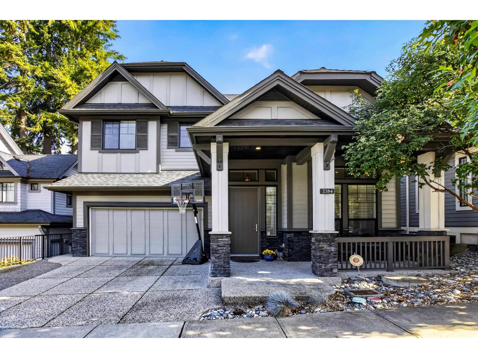 2784 164 Street Property Photo 2
