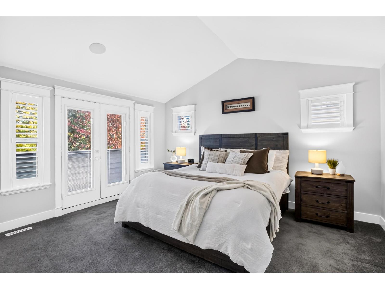 2784 164 Street Property Photo 17