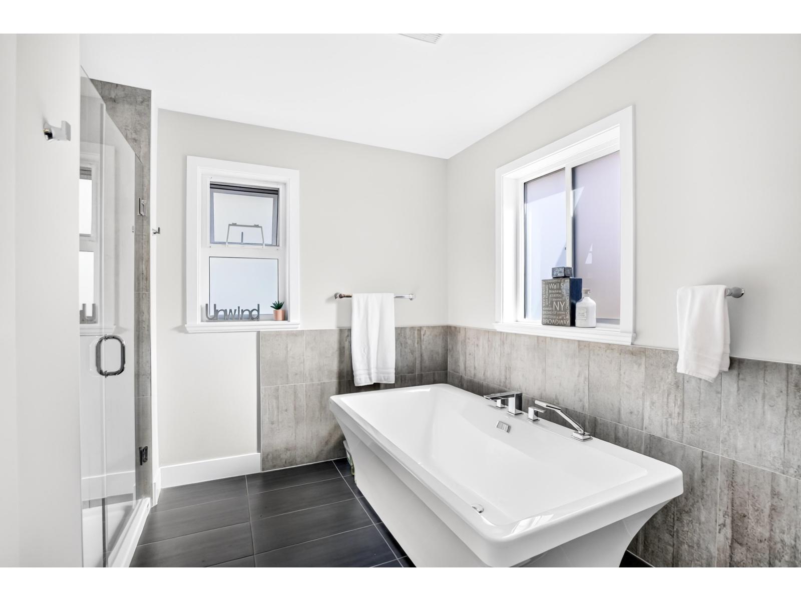 2784 164 Street Property Photo 21