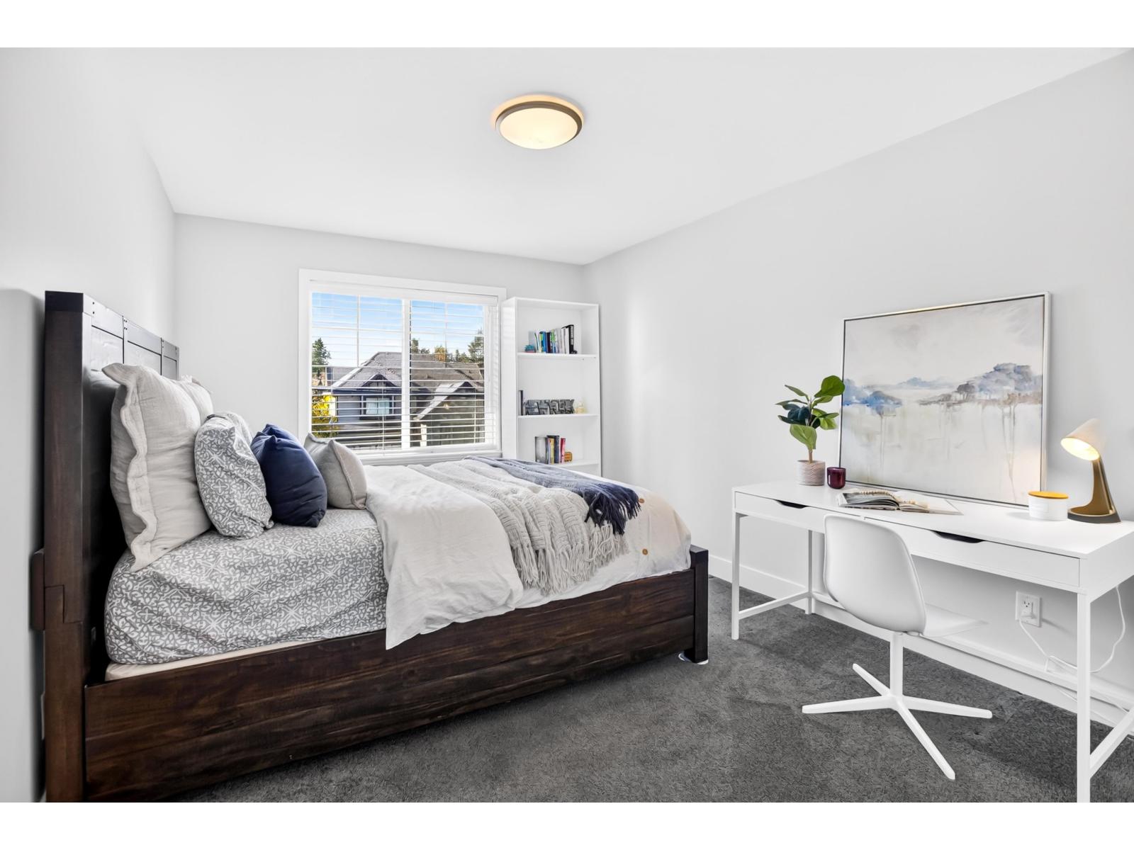 2784 164 Street Property Photo 23