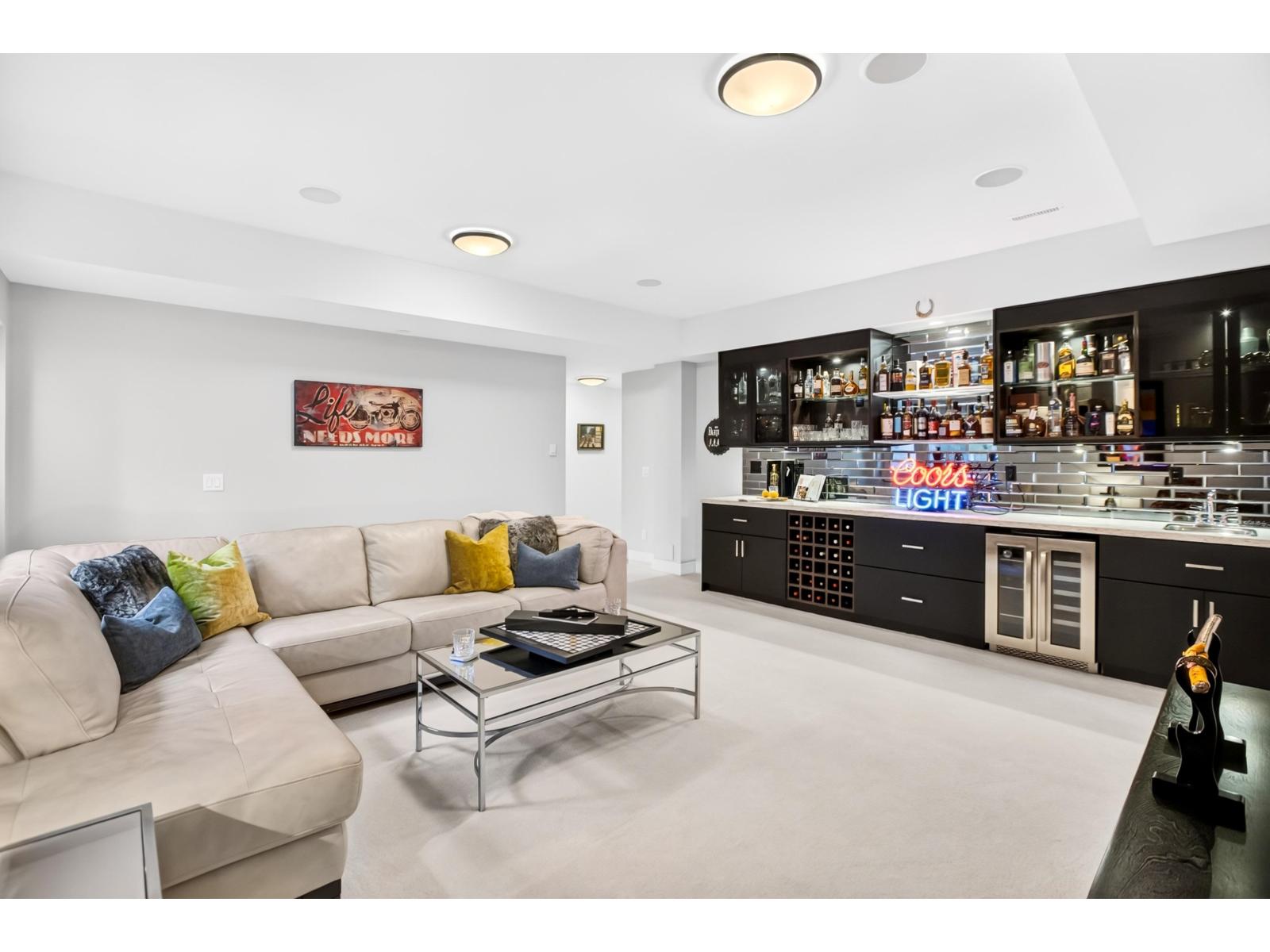2784 164 Street Property Photo 27