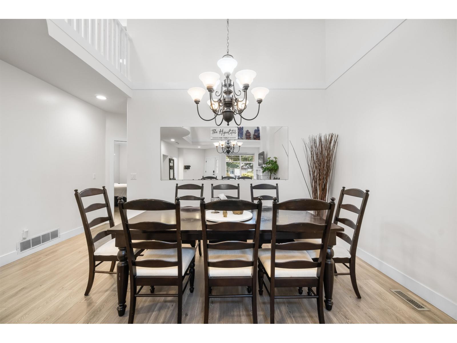 5814 122 Street Property Photo 9