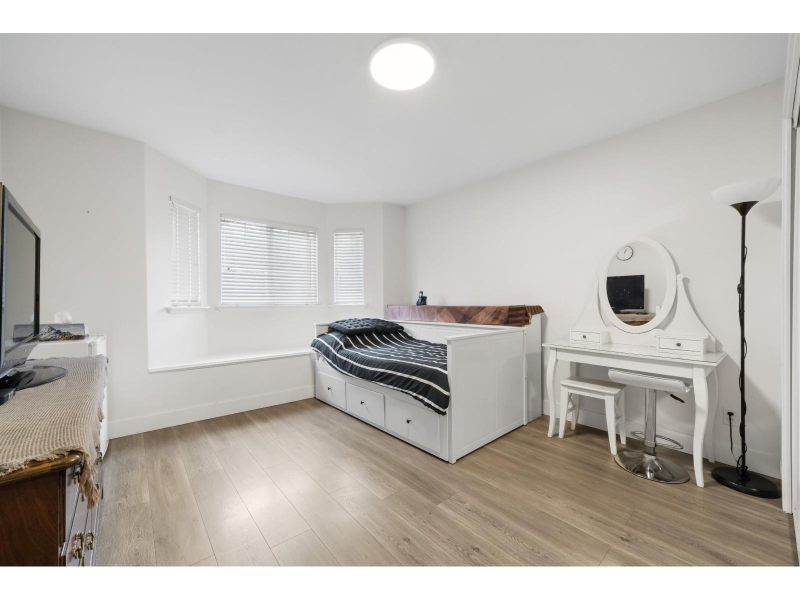 5814 122 Street Property Photo 26